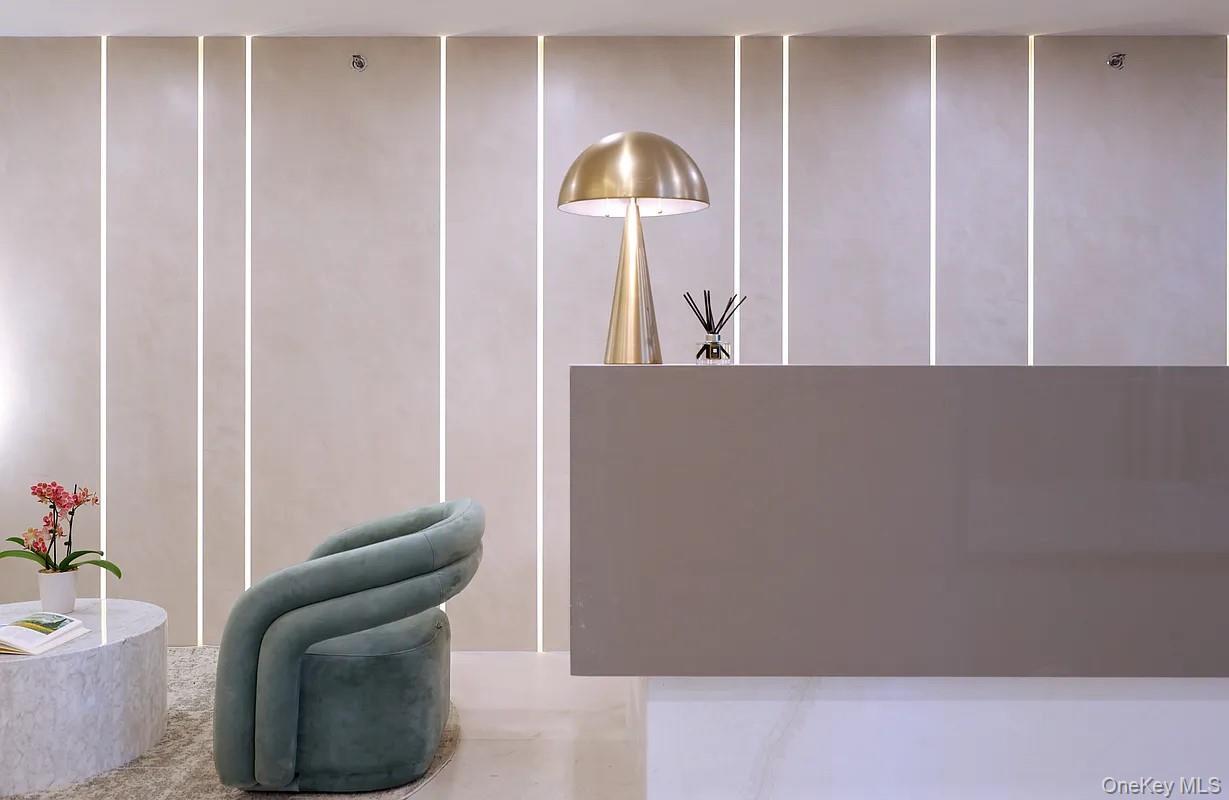 Condo 61st  Queens, NY 11377, MLS-981951-18