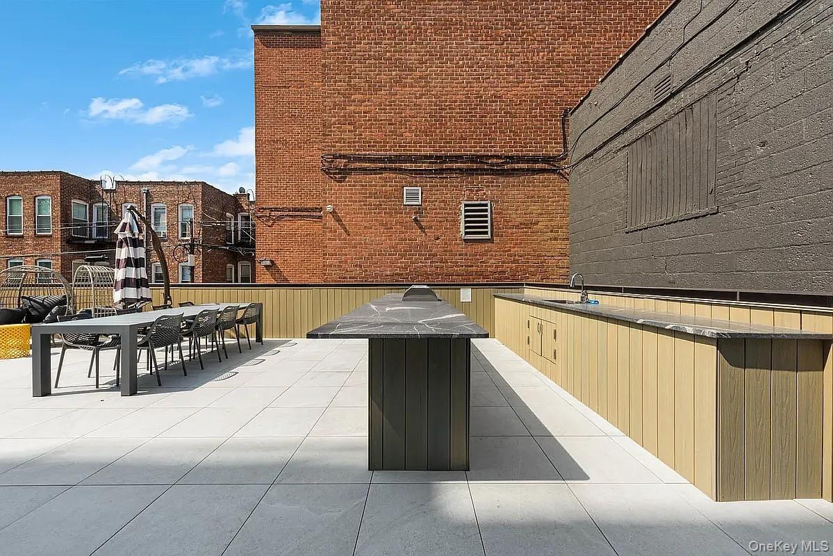 Condo 61st  Queens, NY 11377, MLS-981951-19