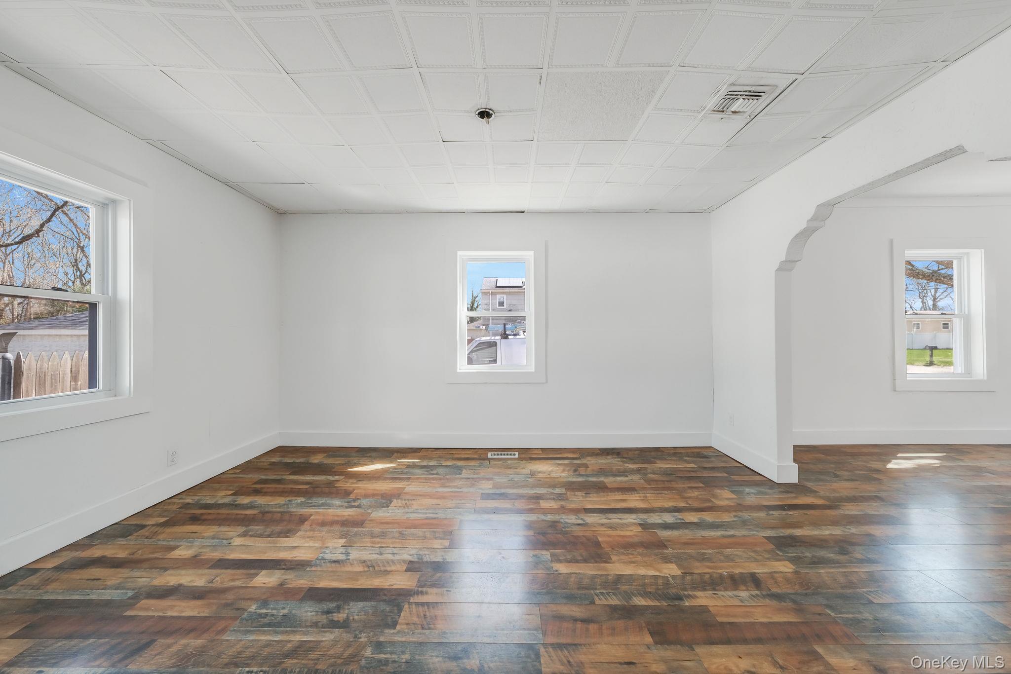 Single Family Forrest  Suffolk County, NY 11967, MLS-981953-12