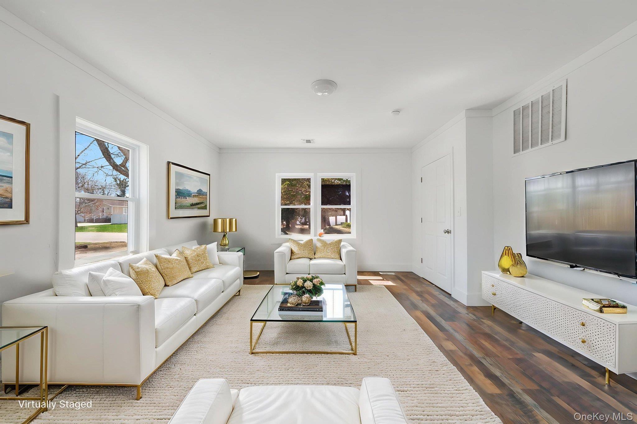 Single Family Forrest  Suffolk County, NY 11967, MLS-981953-22