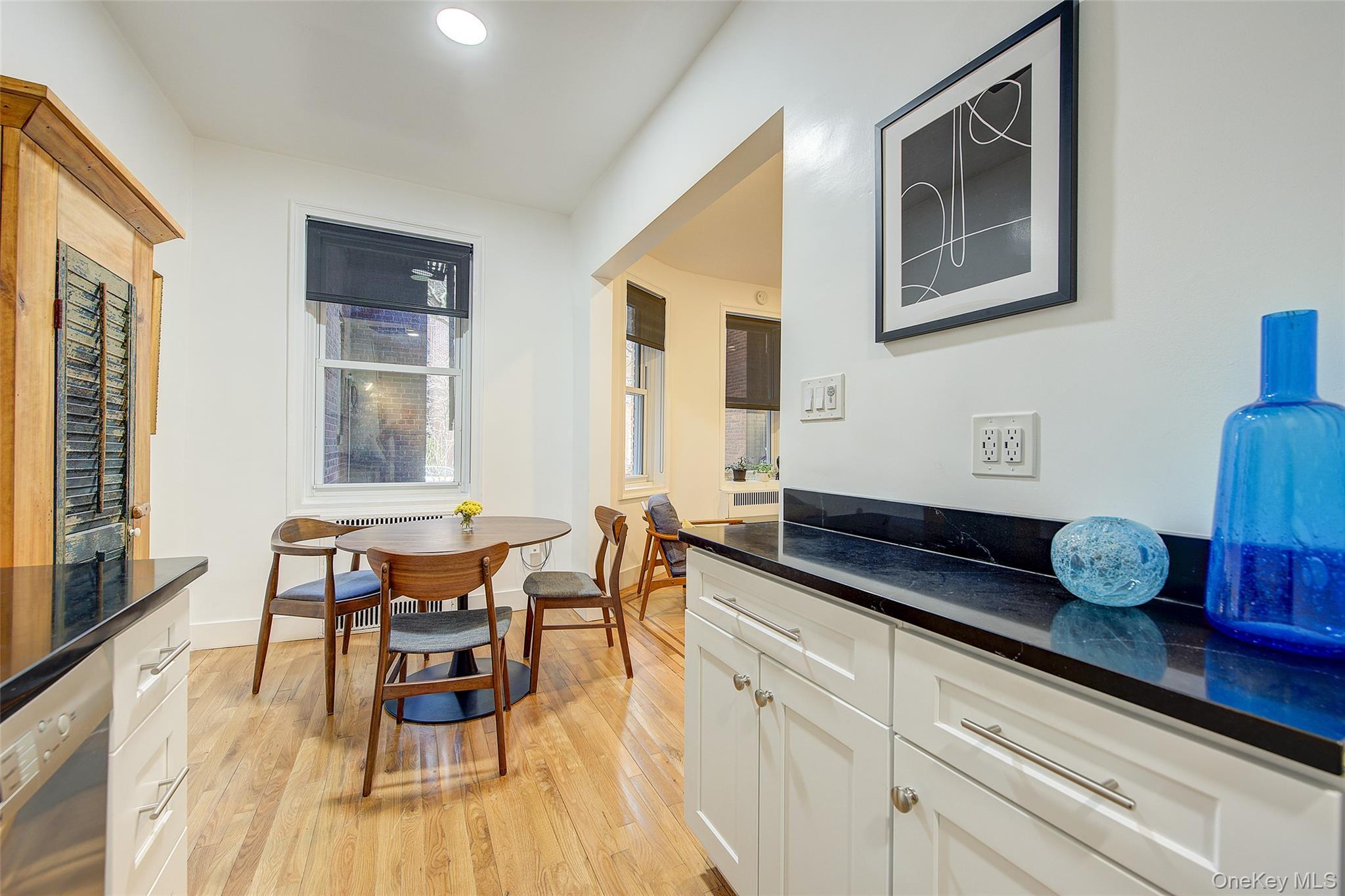 Coop 34th  Queens, NY 11372, MLS-981962-7