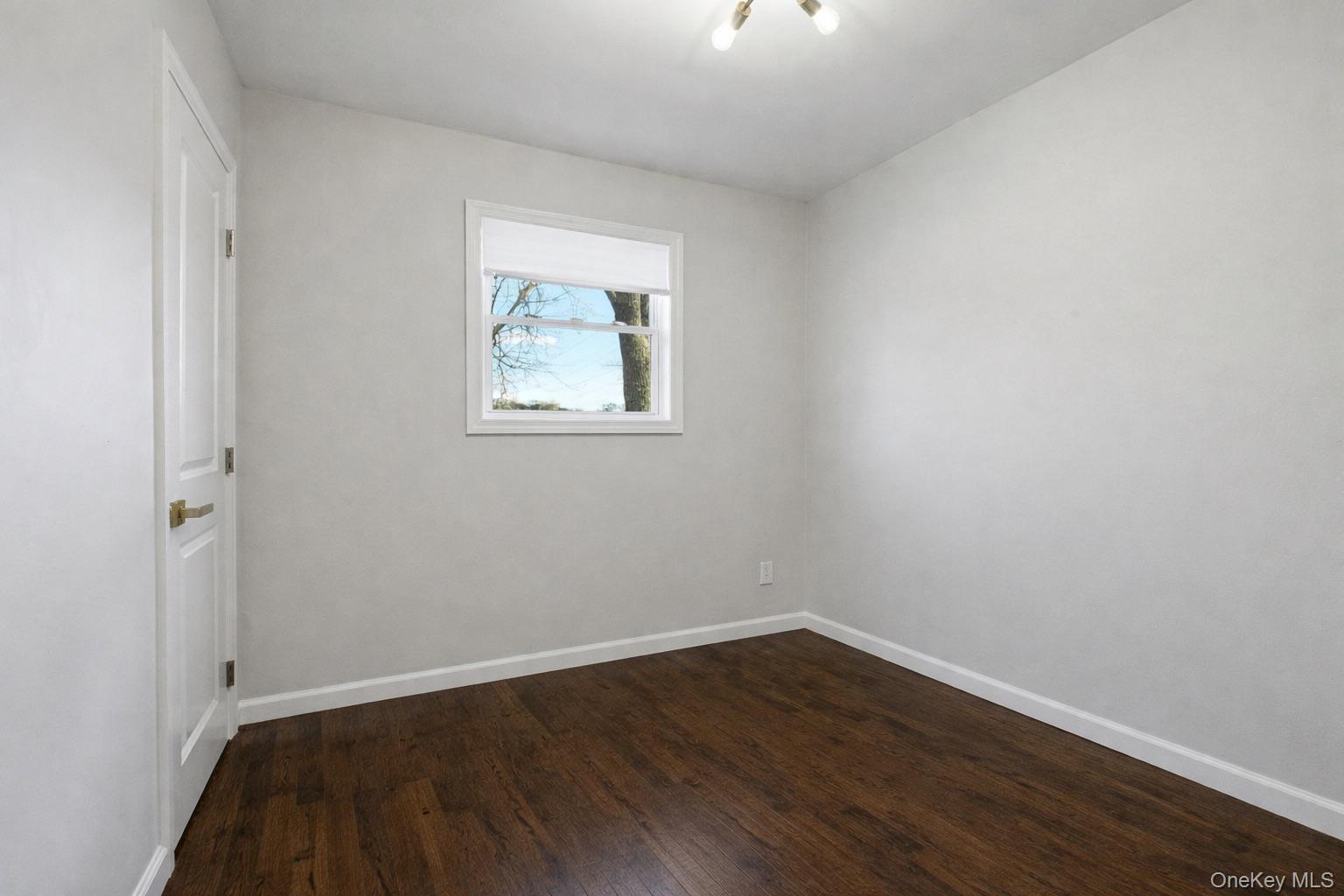 Single Family Sipp  Suffolk County, NY 11763, MLS-981970-21