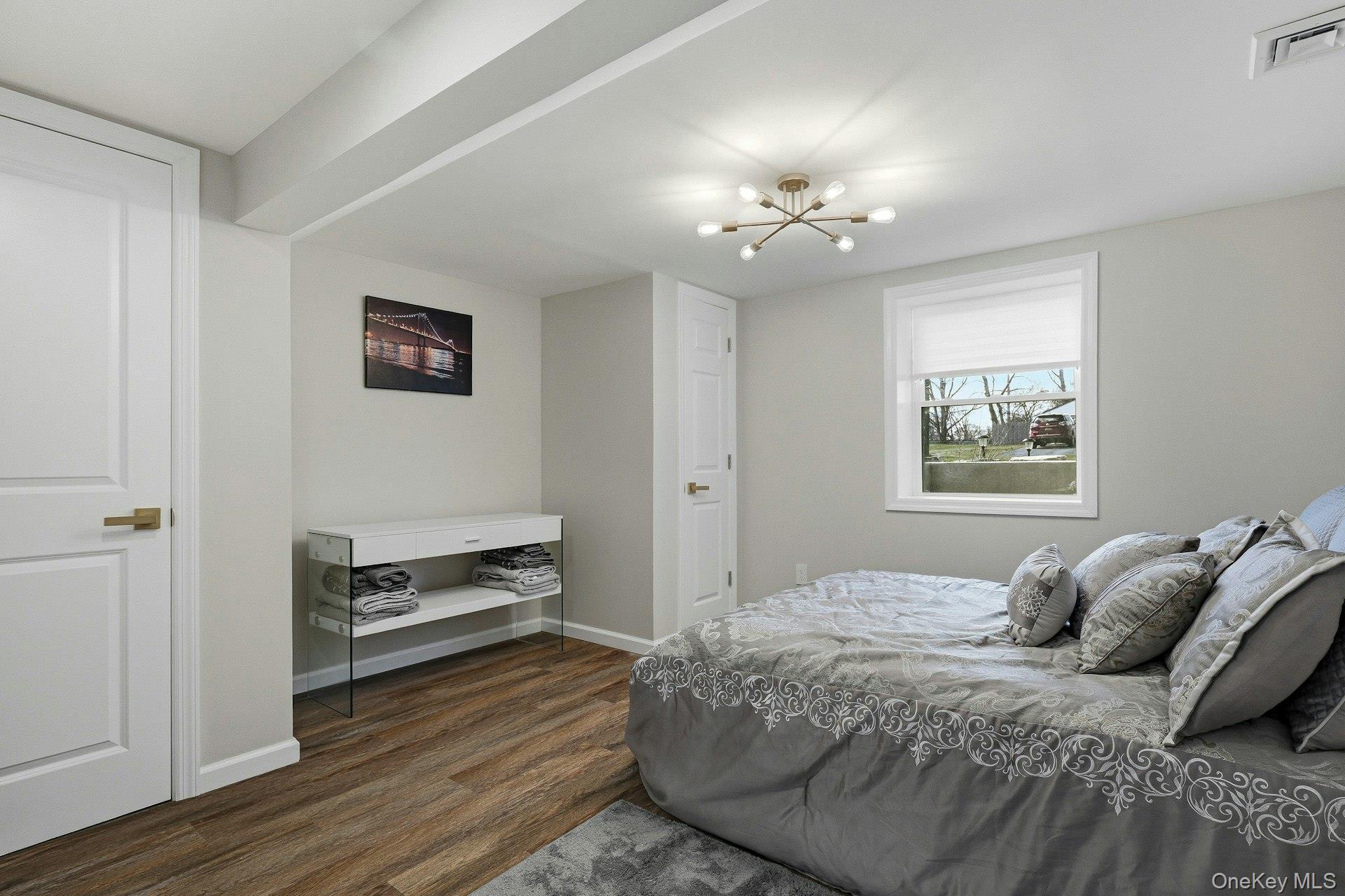 Single Family Sipp  Suffolk County, NY 11763, MLS-981970-25