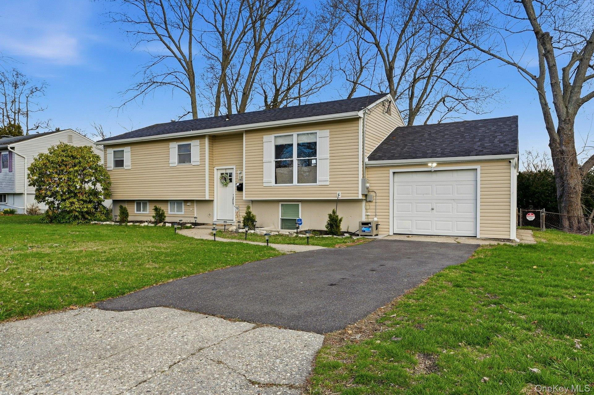 Single Family Sipp  Suffolk County, NY 11763, MLS-981970-3