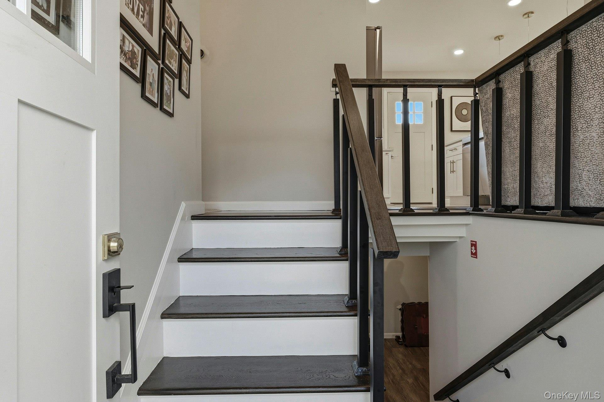 Single Family Sipp  Suffolk County, NY 11763, MLS-981970-6