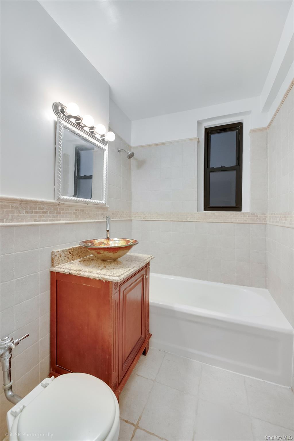 Condo 41st  Queens, NY 11104, MLS-981981-9