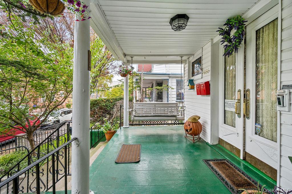 Single Family 28th  Brooklyn, NY 11226, MLS-981987-5