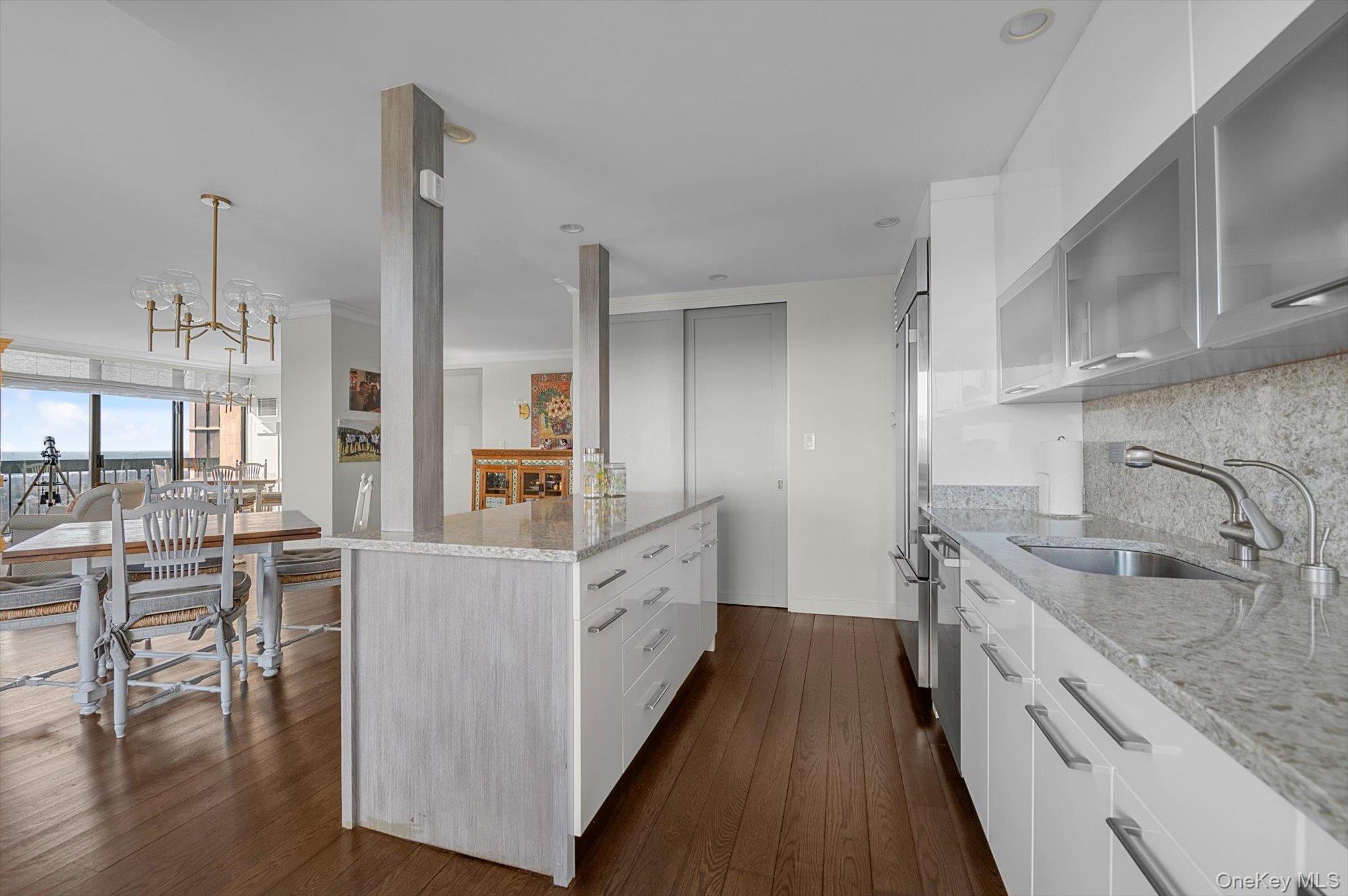 Coop Grand Central  Queens, NY 11005, MLS-981991-10