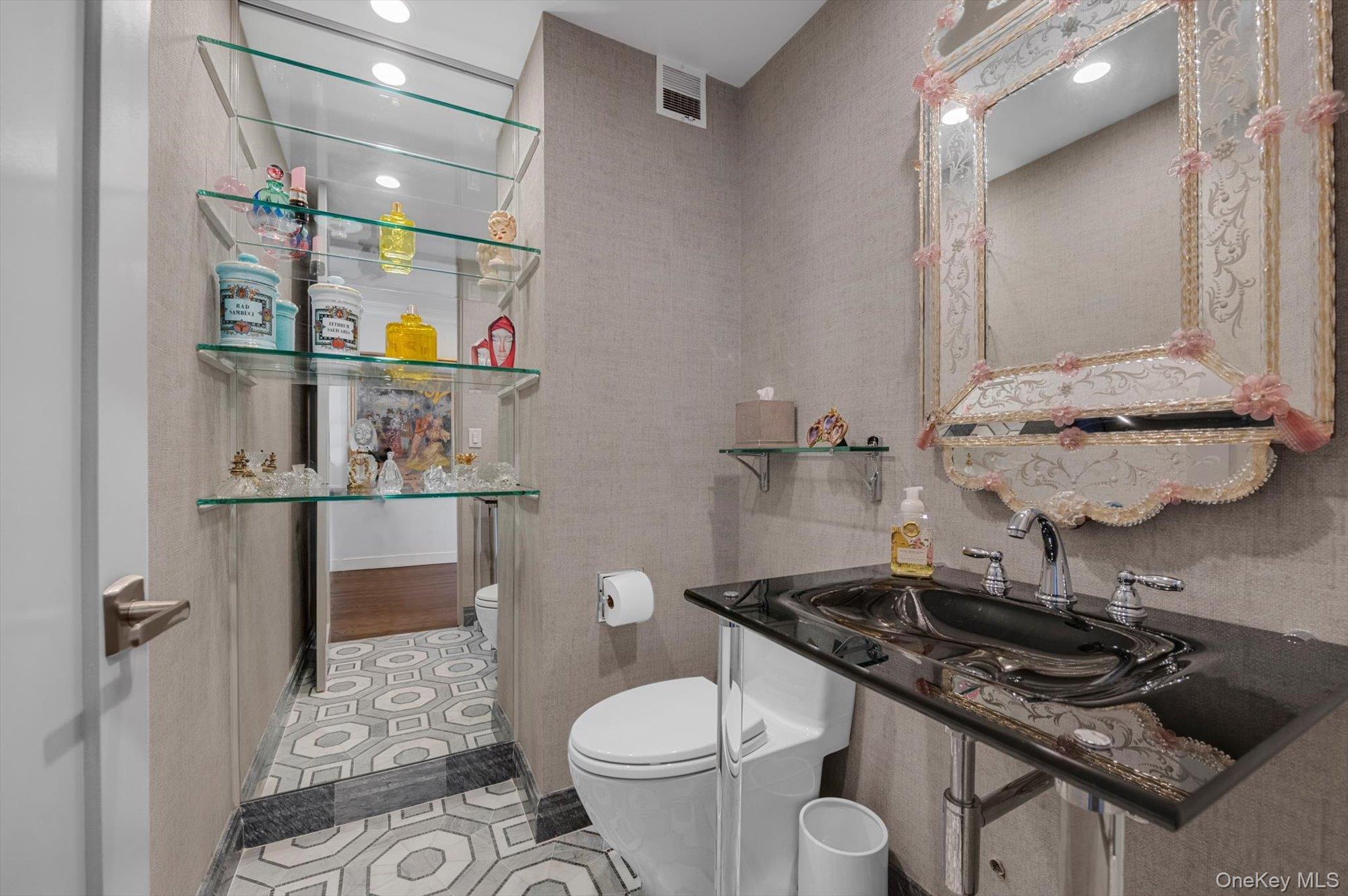 Coop Grand Central  Queens, NY 11005, MLS-981991-13