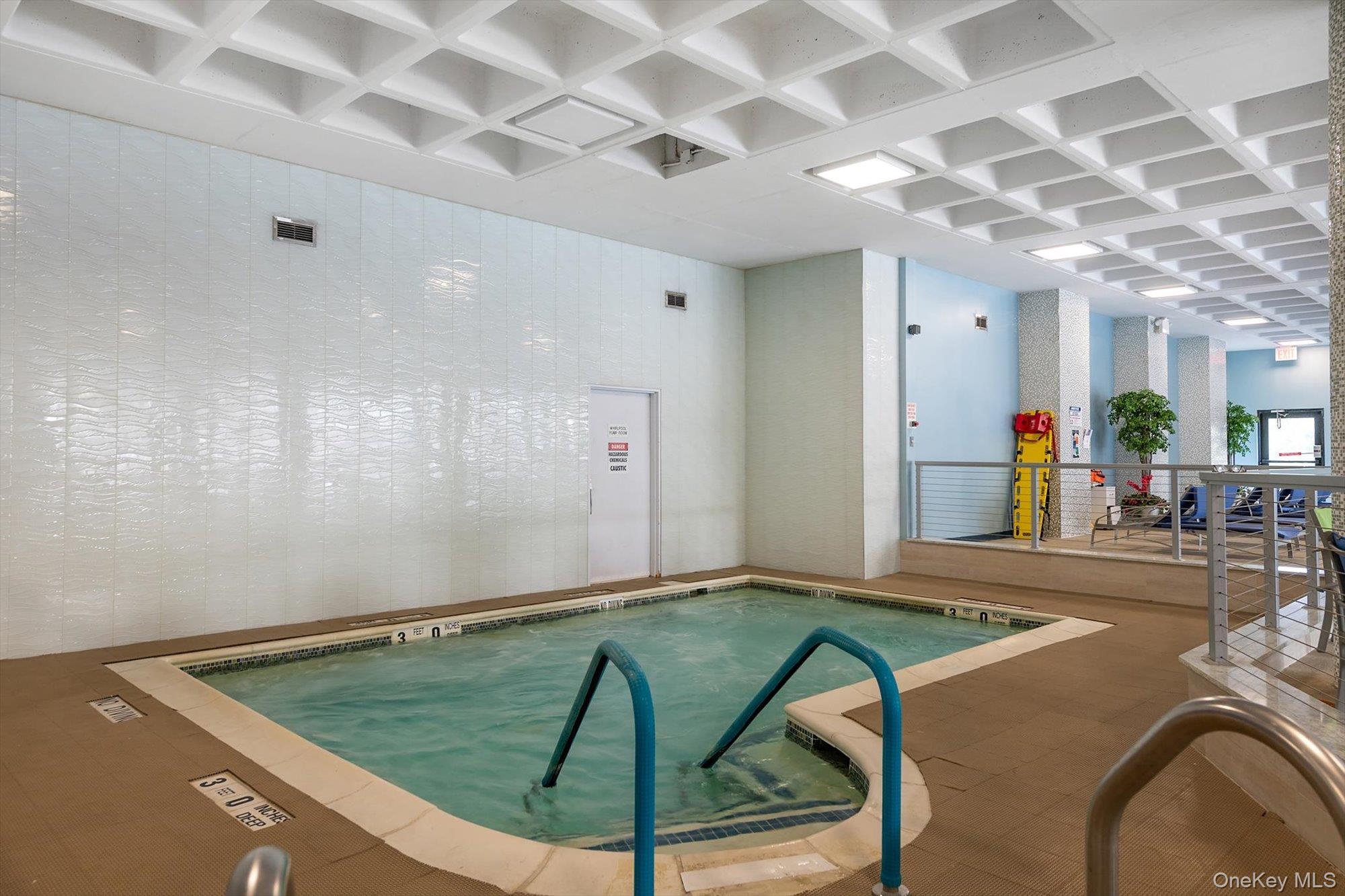 Coop Grand Central  Queens, NY 11005, MLS-981991-32