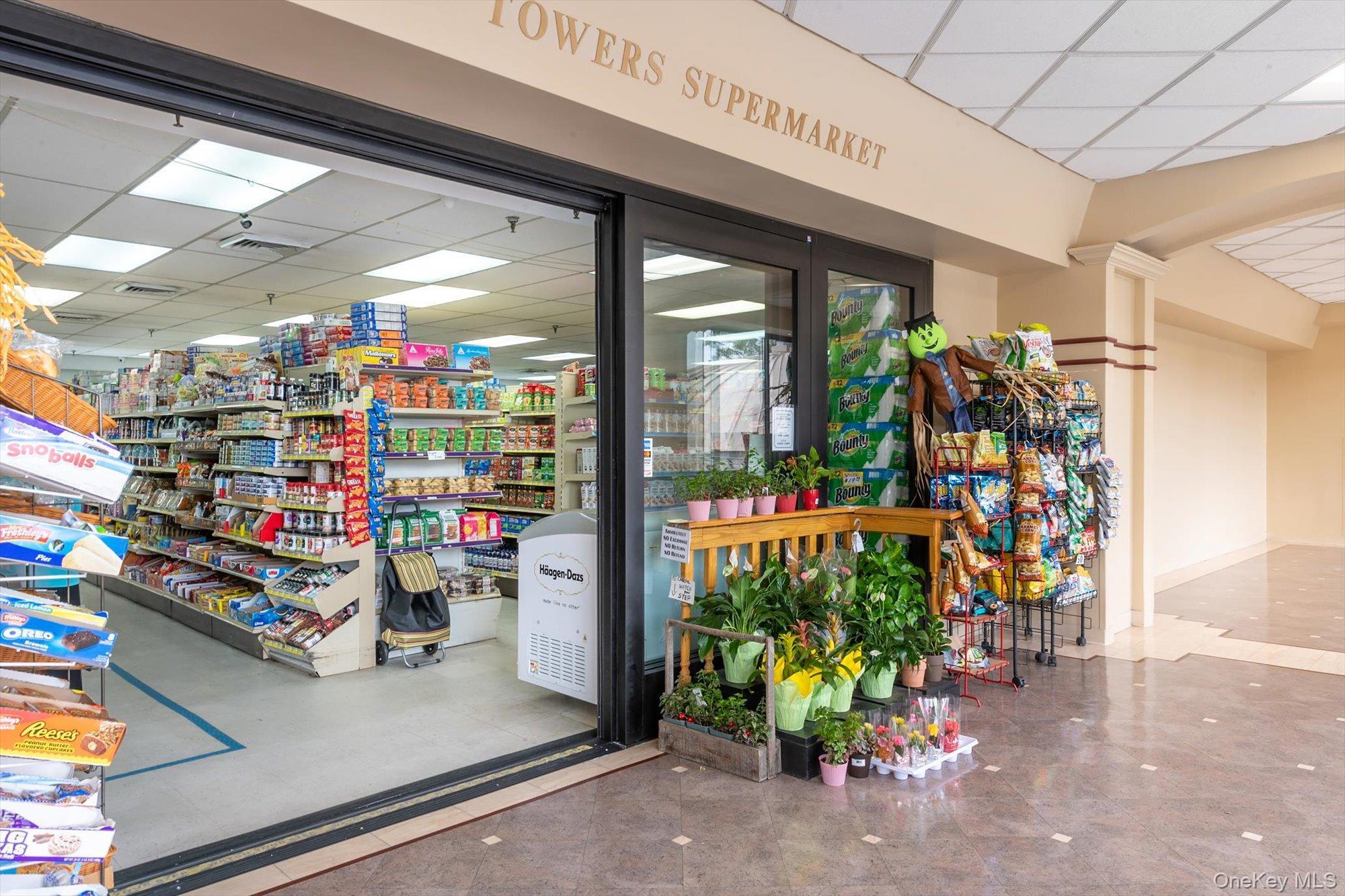 Coop Grand Central  Queens, NY 11005, MLS-981991-39