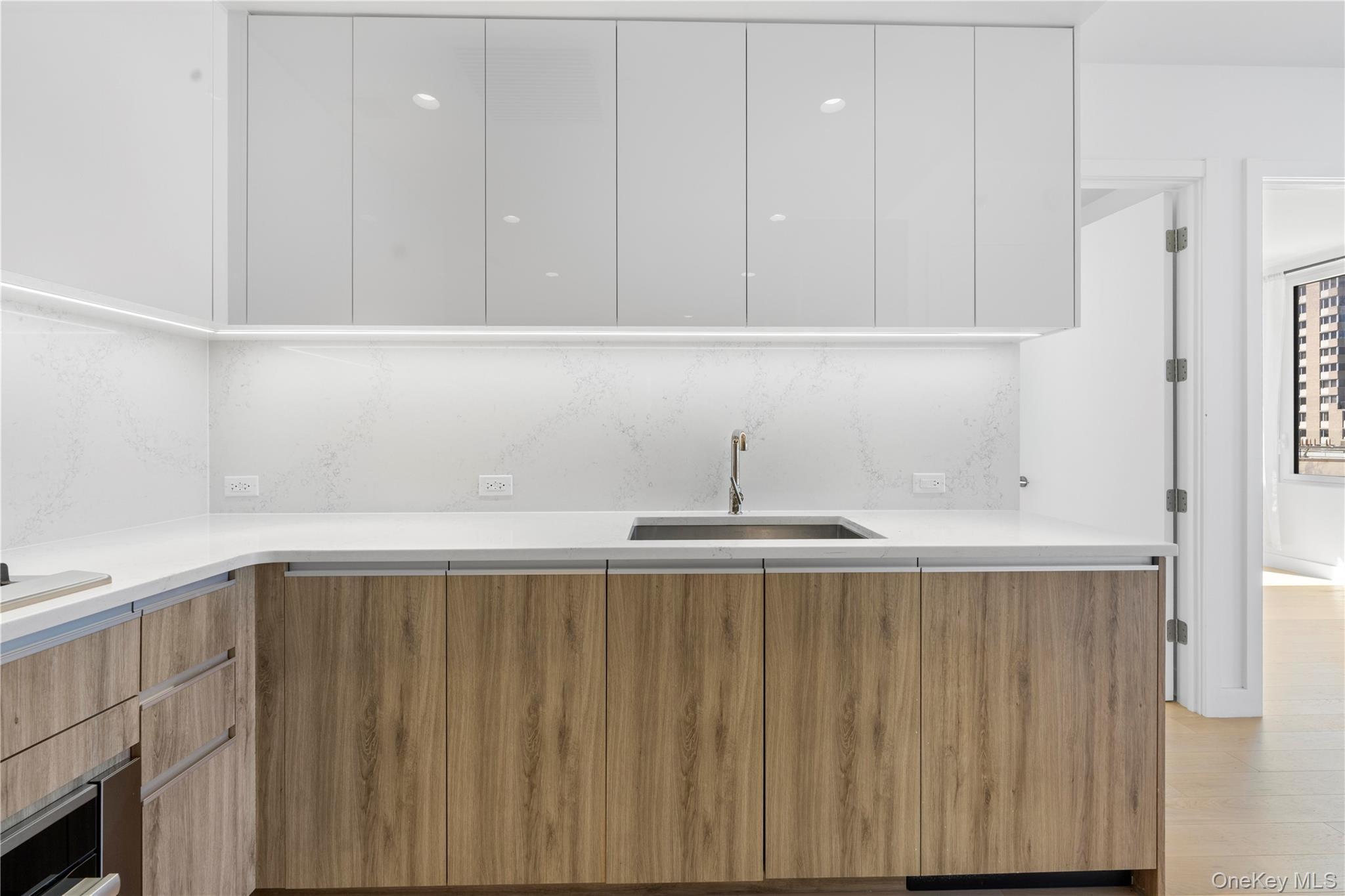 Condo Maple  Queens, NY 11355, MLS-982004-13