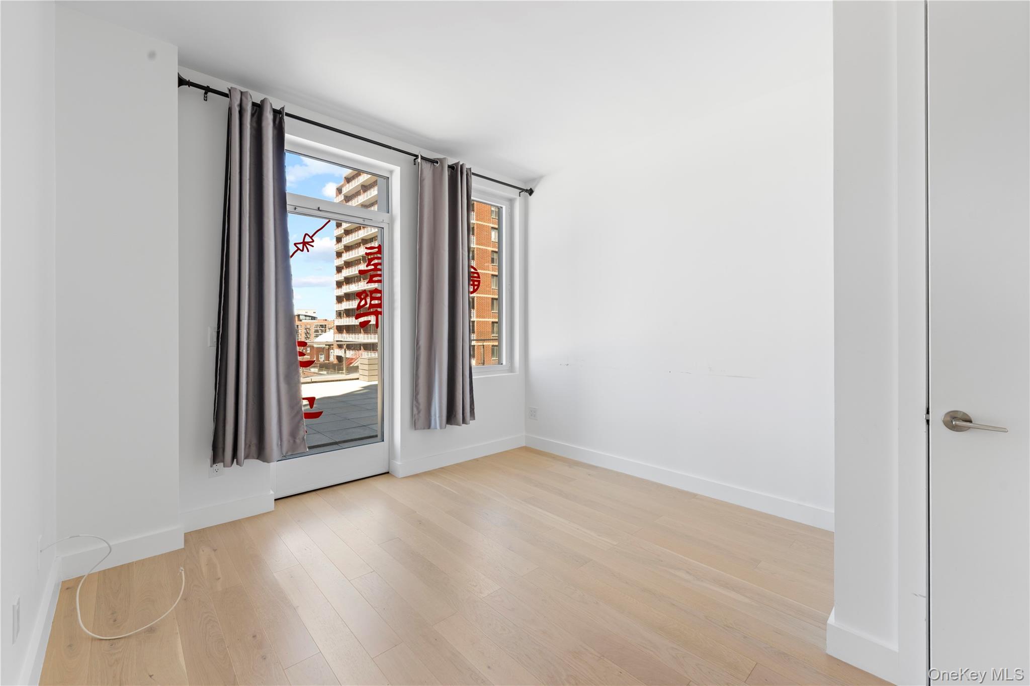 Condo Maple  Queens, NY 11355, MLS-982004-8