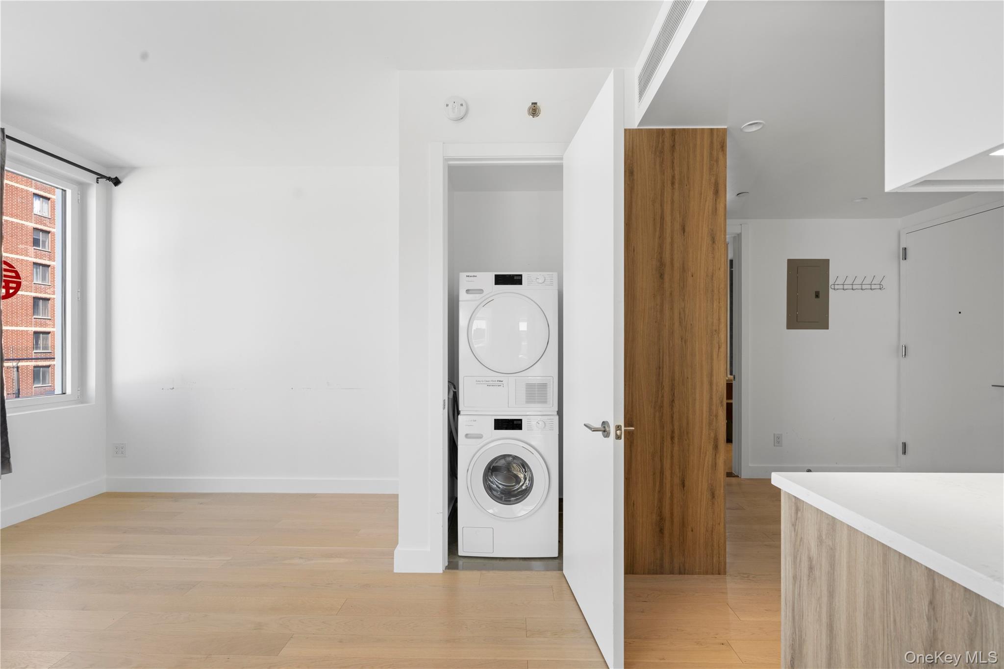 Condo Maple  Queens, NY 11355, MLS-982004-9