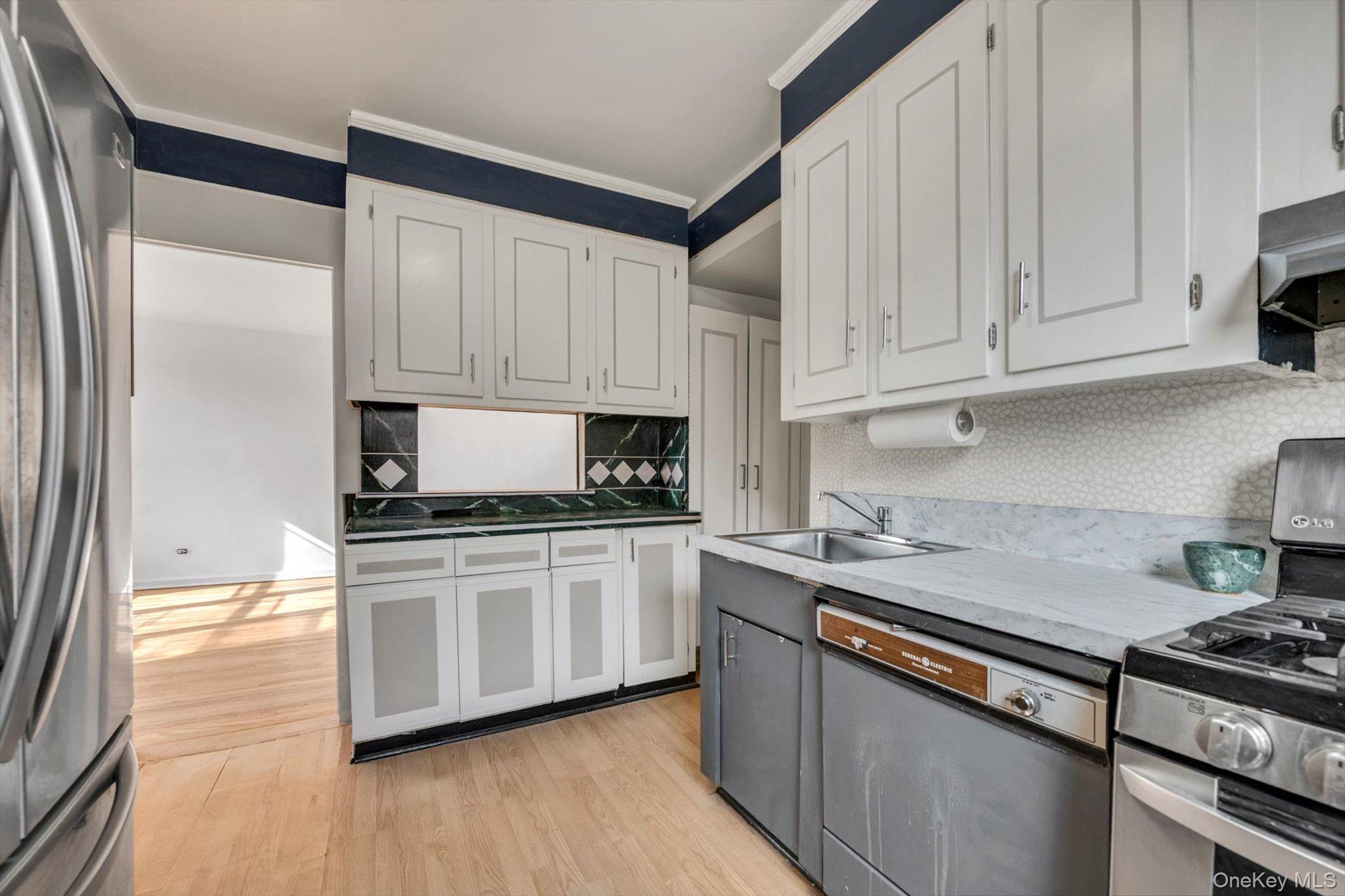 Coop 34th  Queens, NY 11372, MLS-982009-7