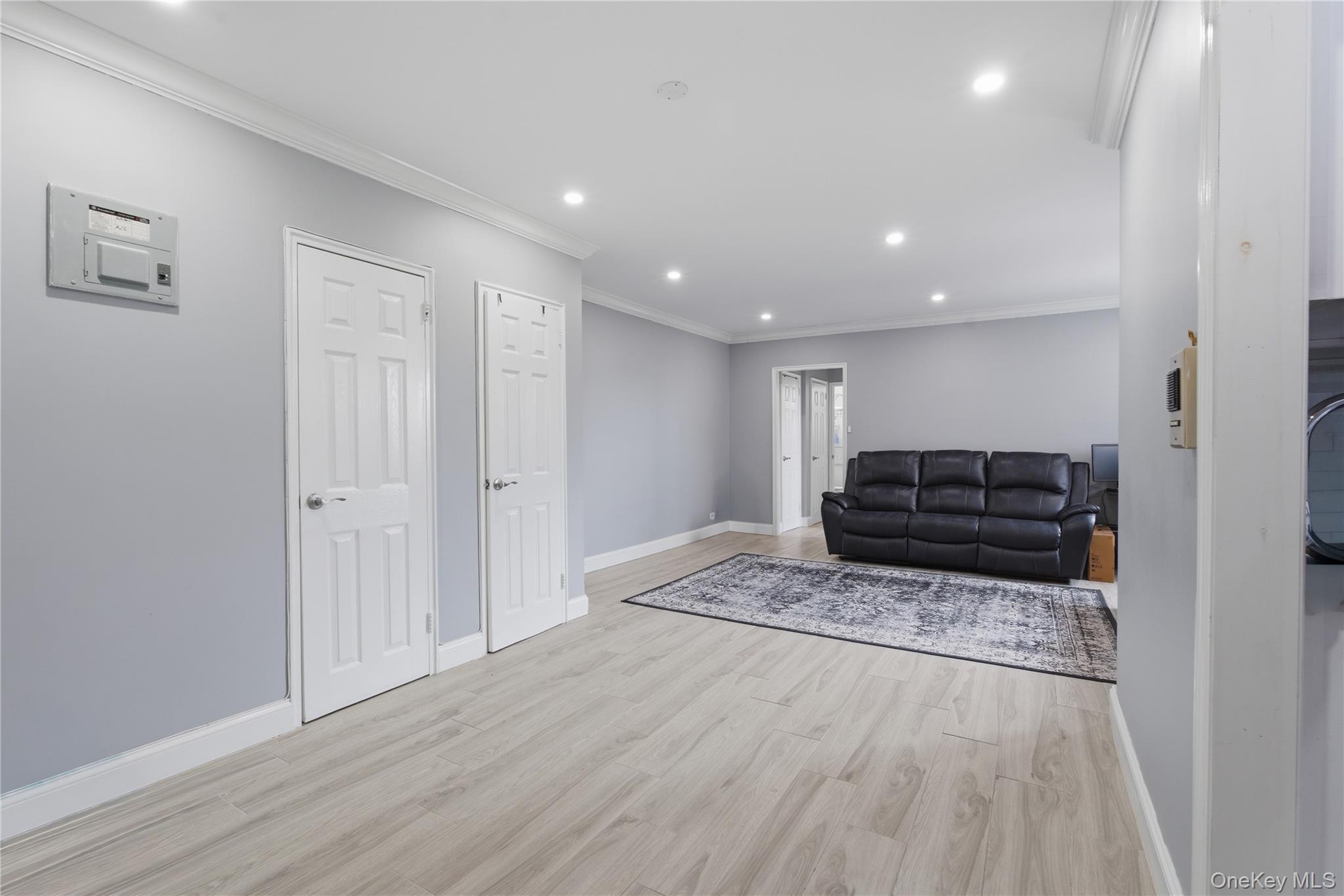 Coop Netherland  Bronx, NY 10471, MLS-982011-3