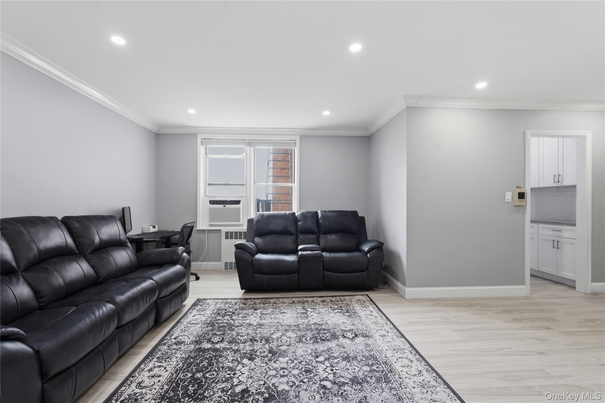 Coop Netherland  Bronx, NY 10471, MLS-982011-6