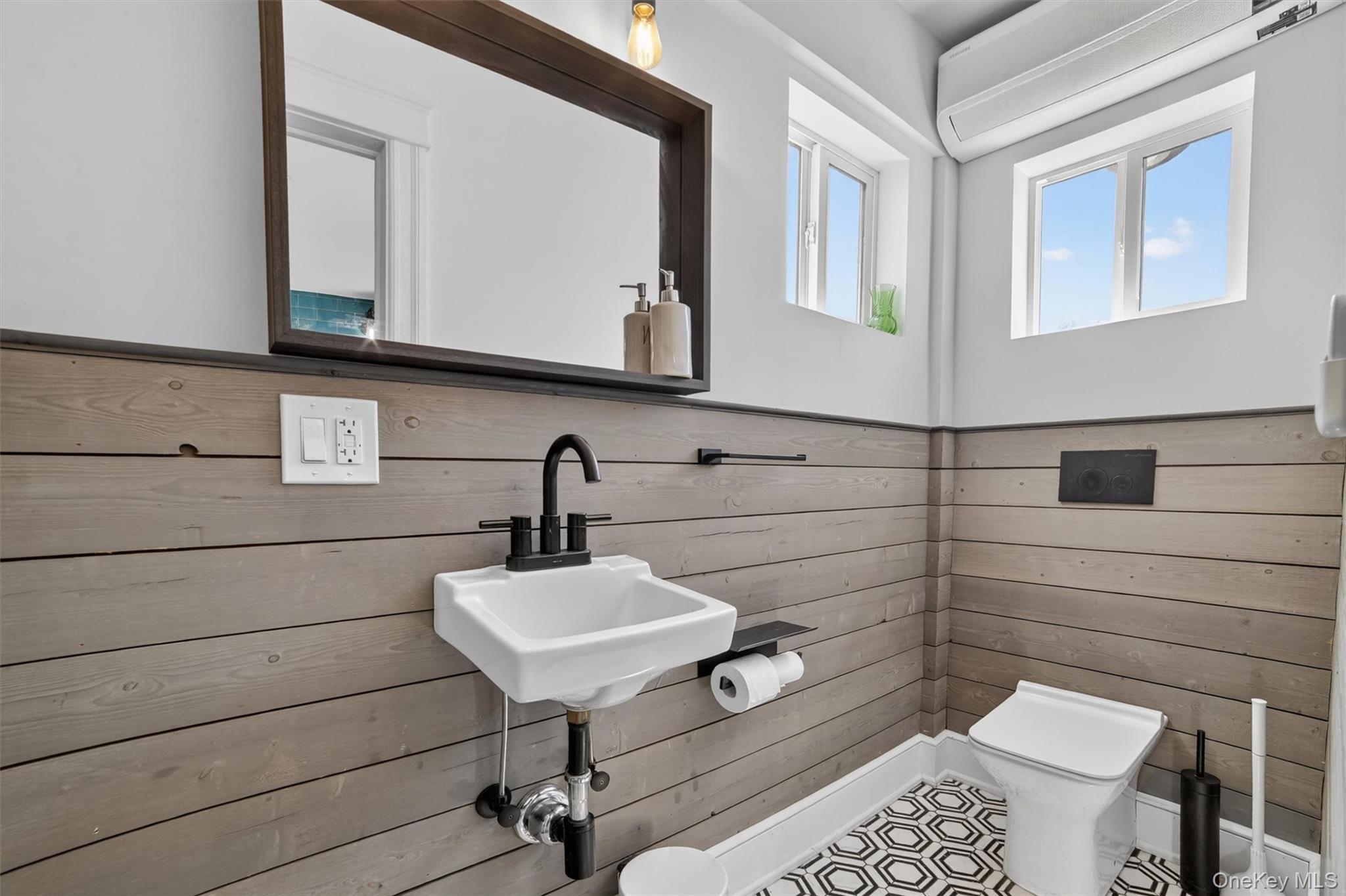 Single Family Beechwood  Westchester County, NY 10553, MLS-982026-24