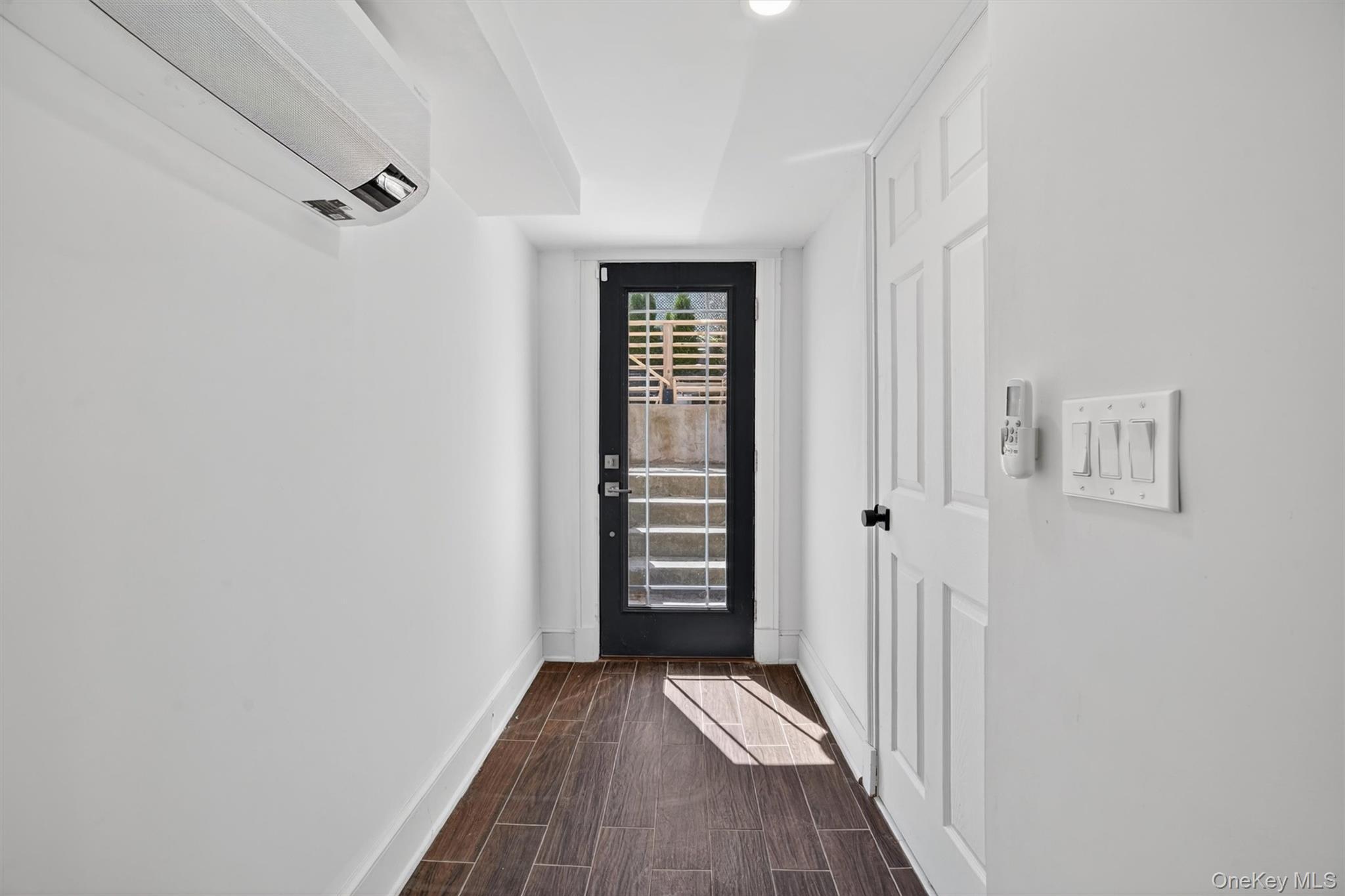 Single Family Beechwood  Westchester County, NY 10553, MLS-982026-37