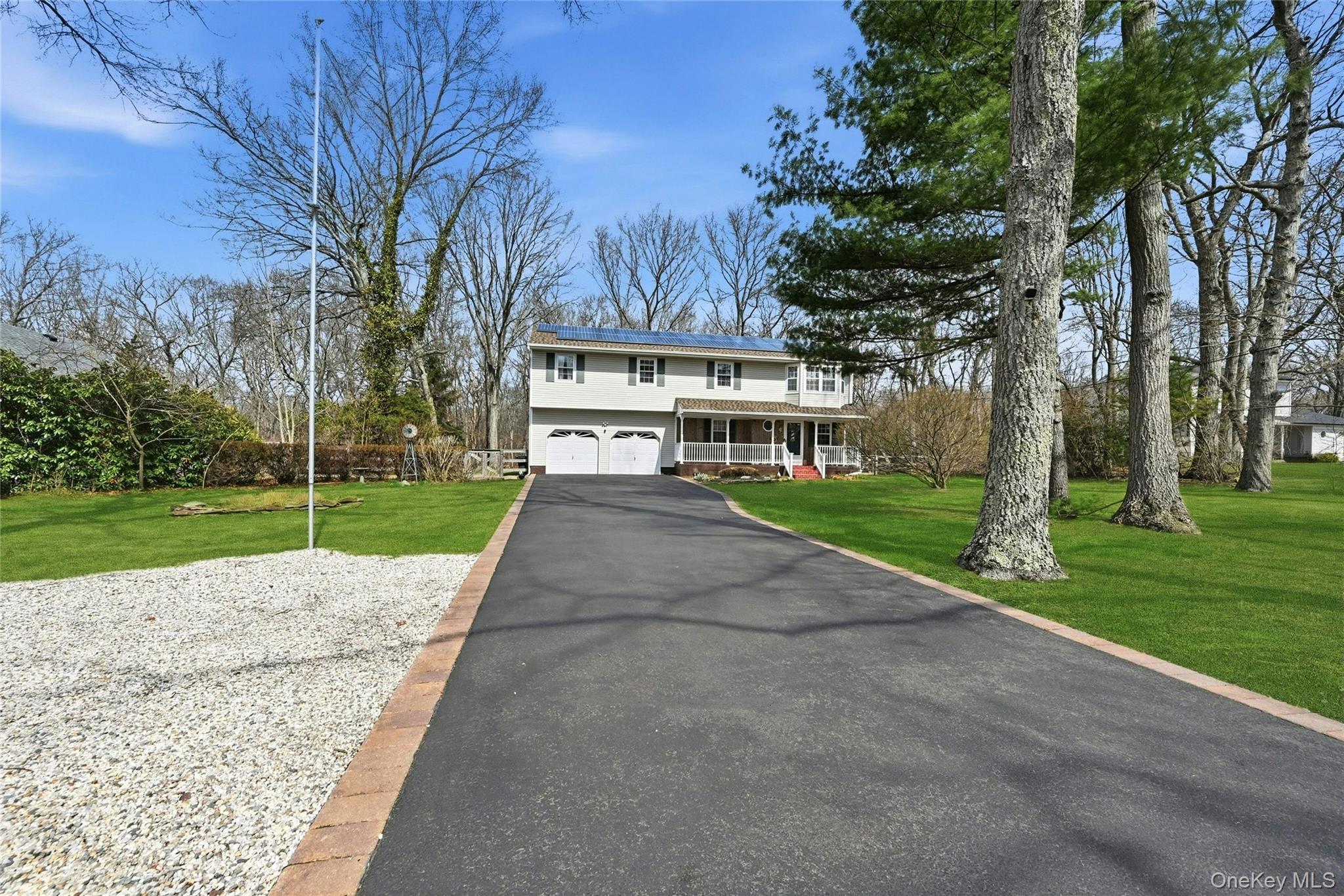 Single Family Country  Suffolk County, NY 11786, MLS-982031-27