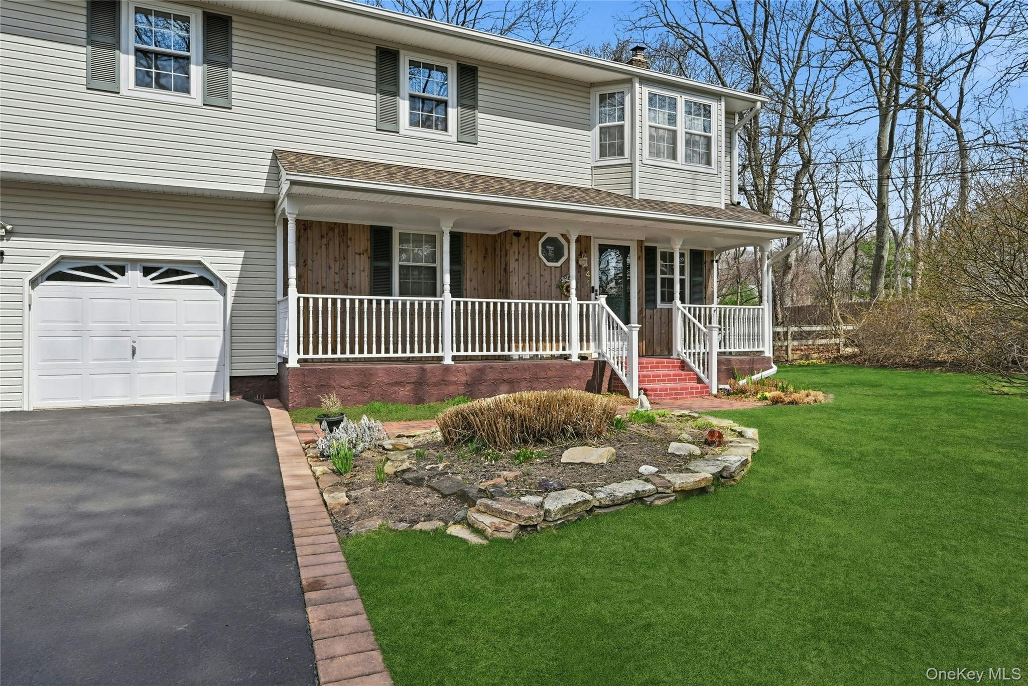 Single Family Country  Suffolk County, NY 11786, MLS-982031-3