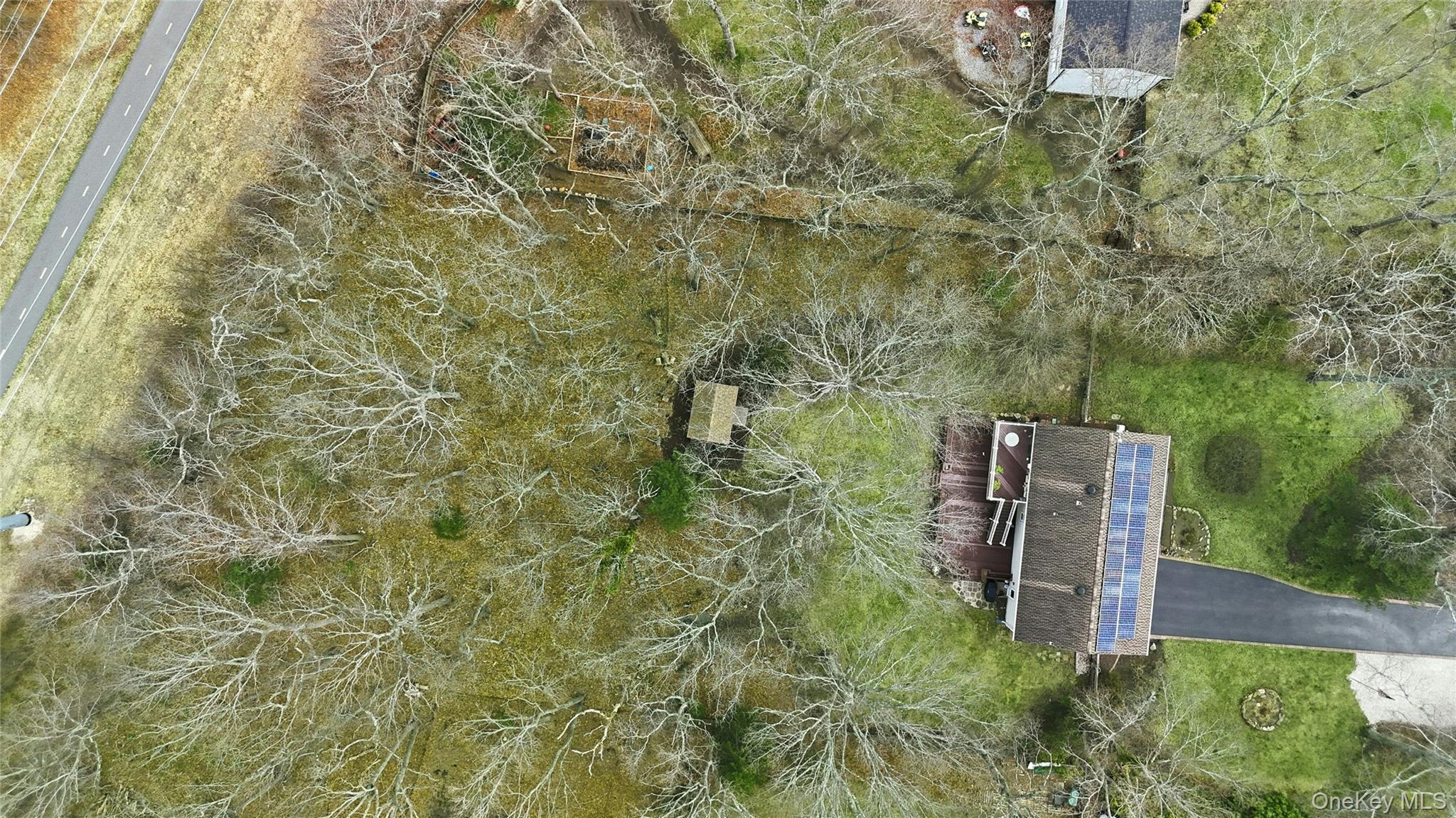 Single Family Country  Suffolk County, NY 11786, MLS-982031-31