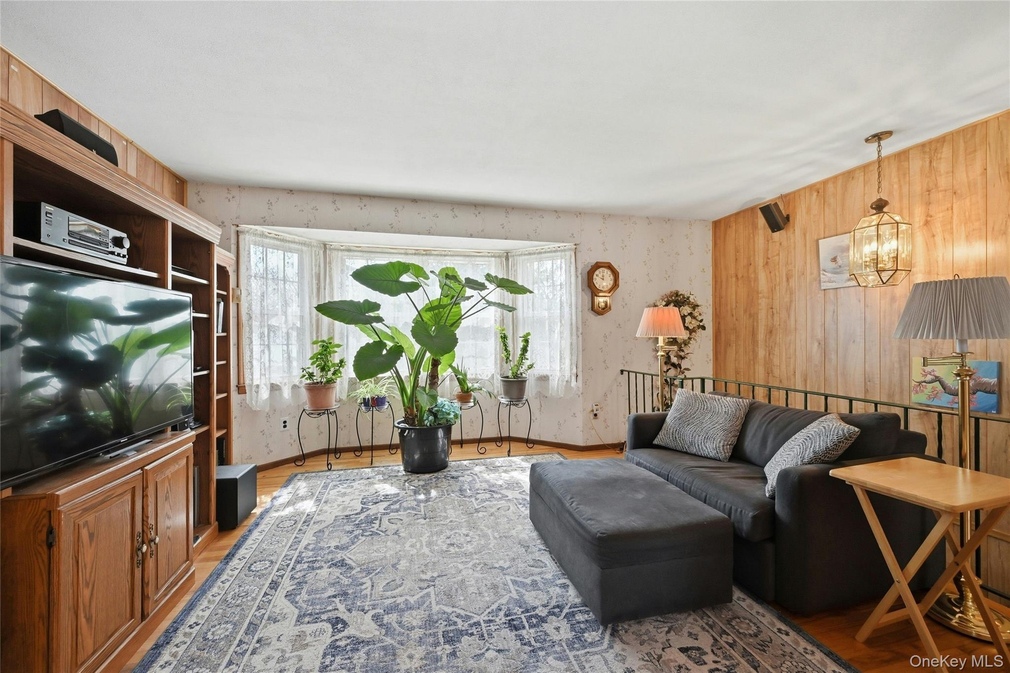 Single Family Country  Suffolk County, NY 11786, MLS-982031-4