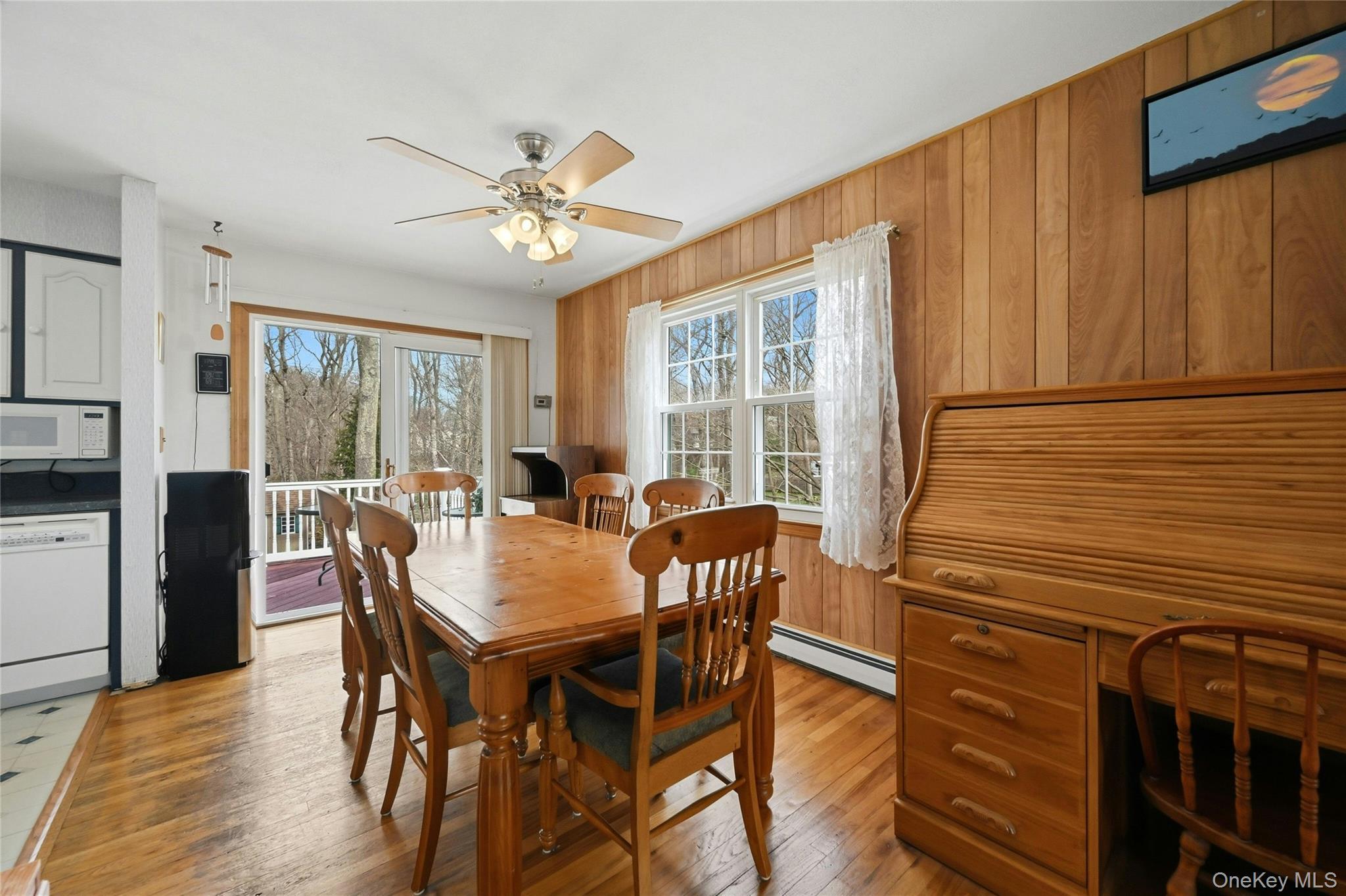 Single Family Country  Suffolk County, NY 11786, MLS-982031-7