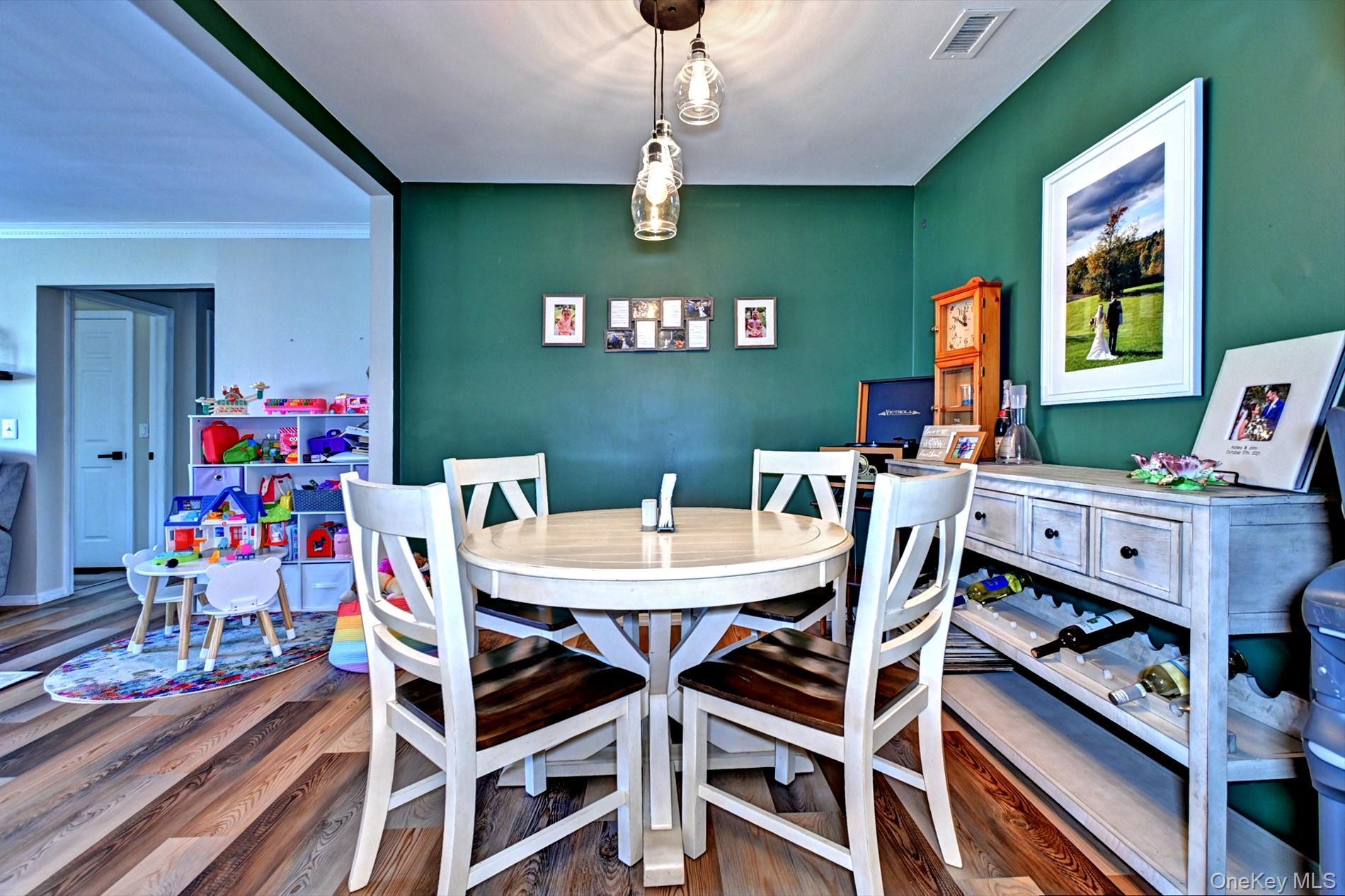 Condo Skyline  Suffolk County, NY 11727, MLS-982046-4