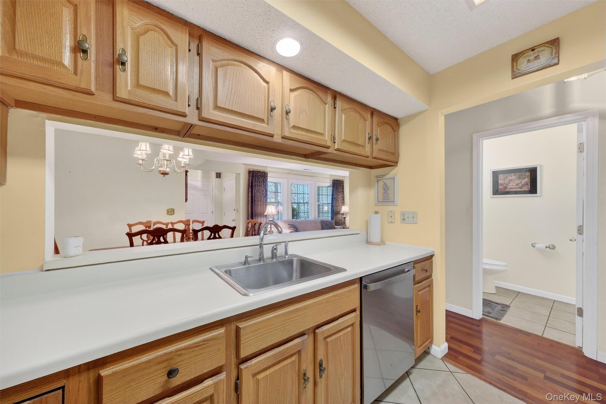 Condo Millholland Dutchess County, NY 12524, MLS-982048-14