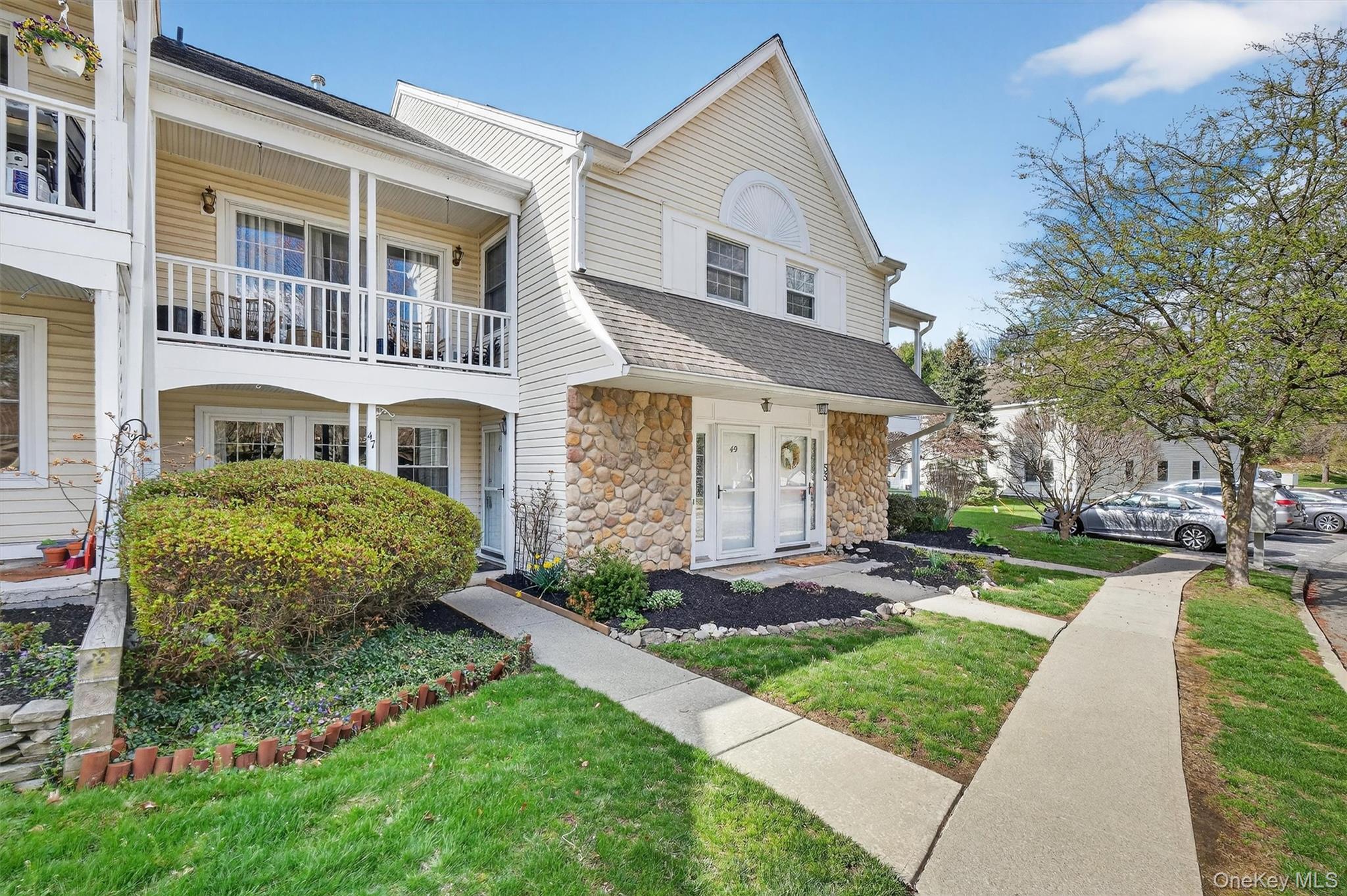 Condo Millholland Dutchess County, NY 12524, MLS-982048-2