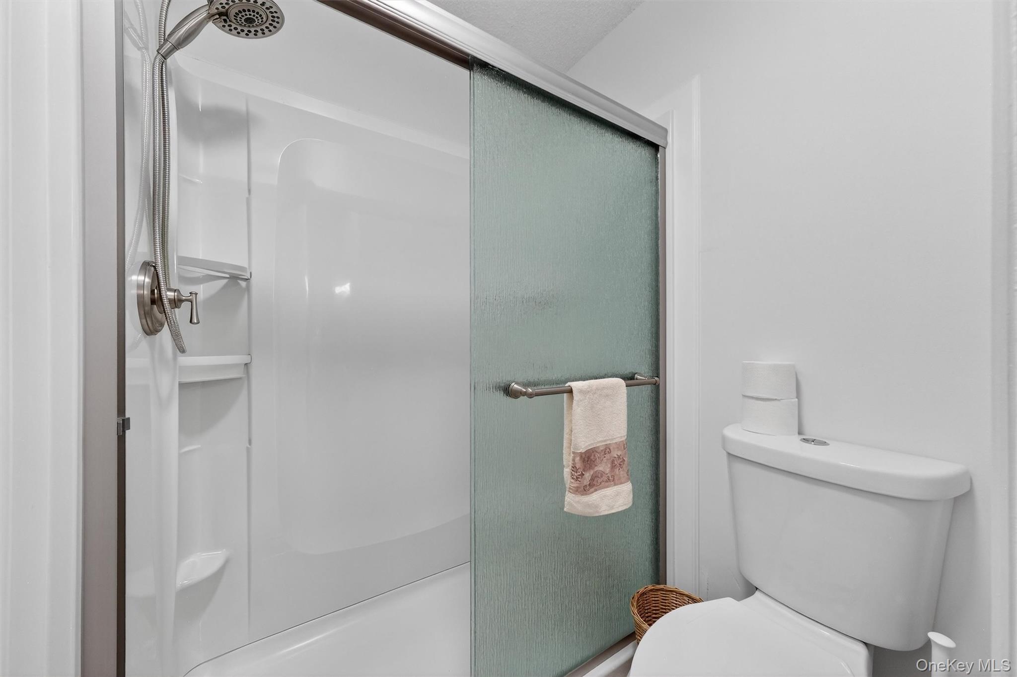 Condo Millholland Dutchess County, NY 12524, MLS-982048-21