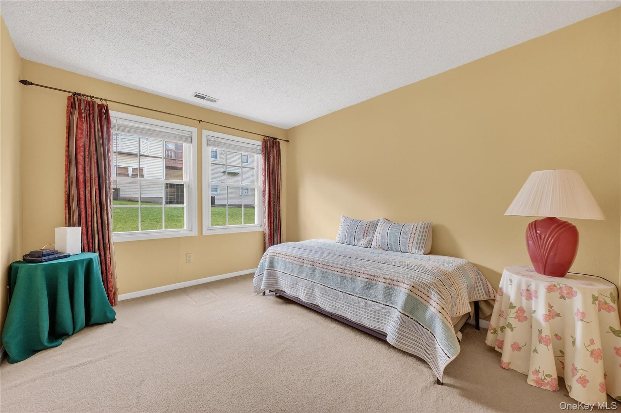 Condo Millholland Dutchess County, NY 12524, MLS-982048-22