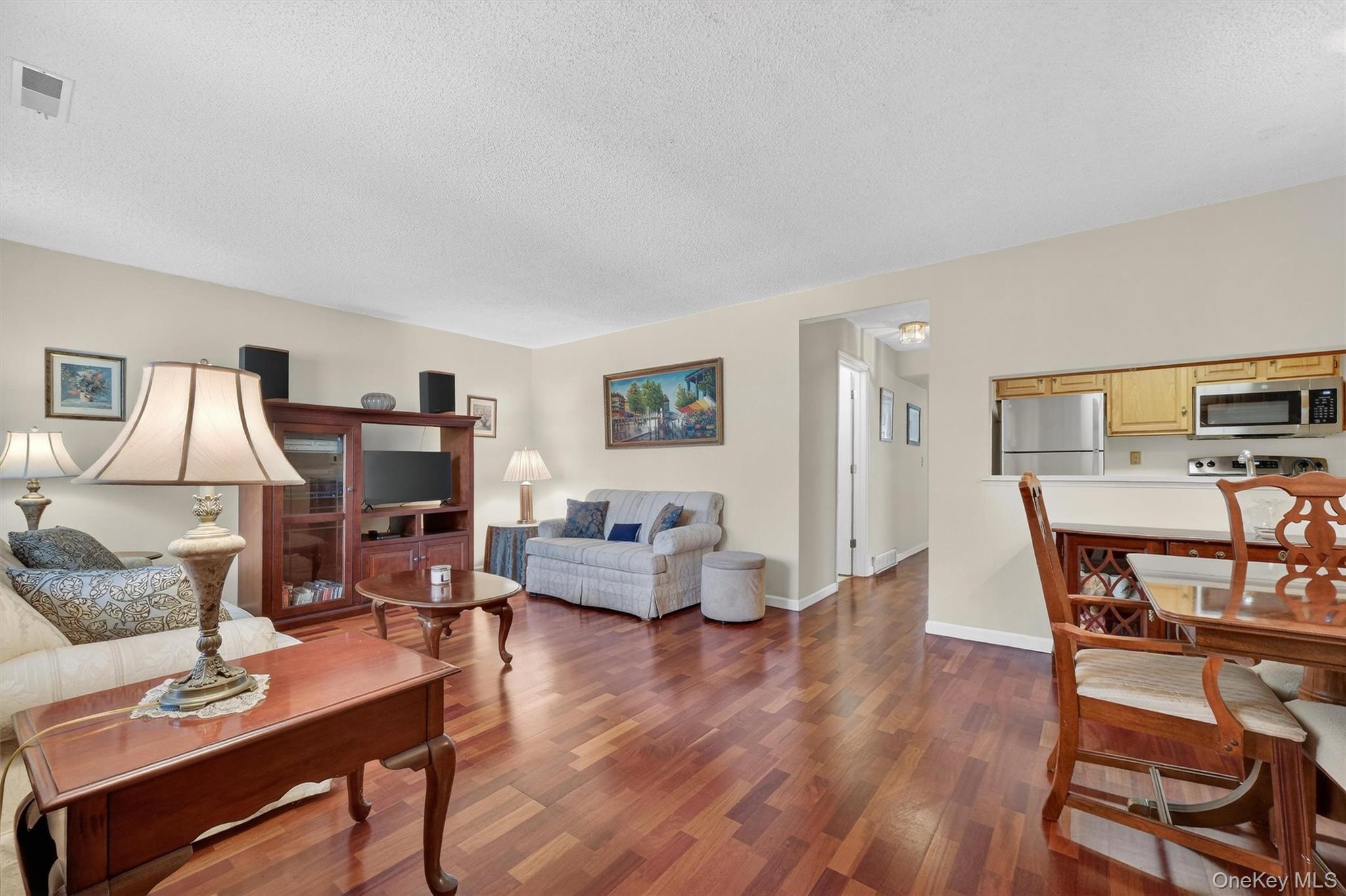 Condo Millholland Dutchess County, NY 12524, MLS-982048-6