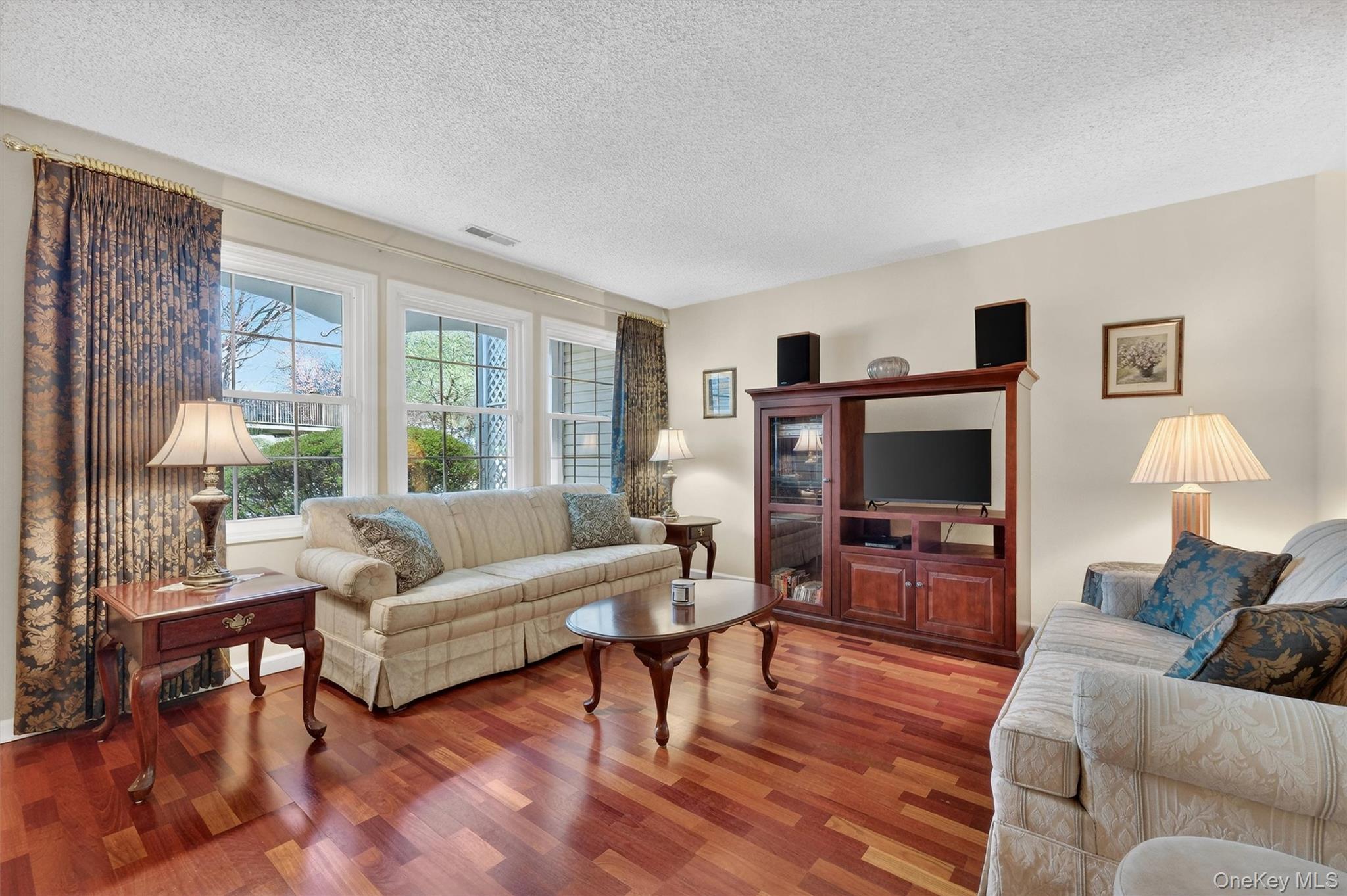 Condo Millholland Dutchess County, NY 12524, MLS-982048-7