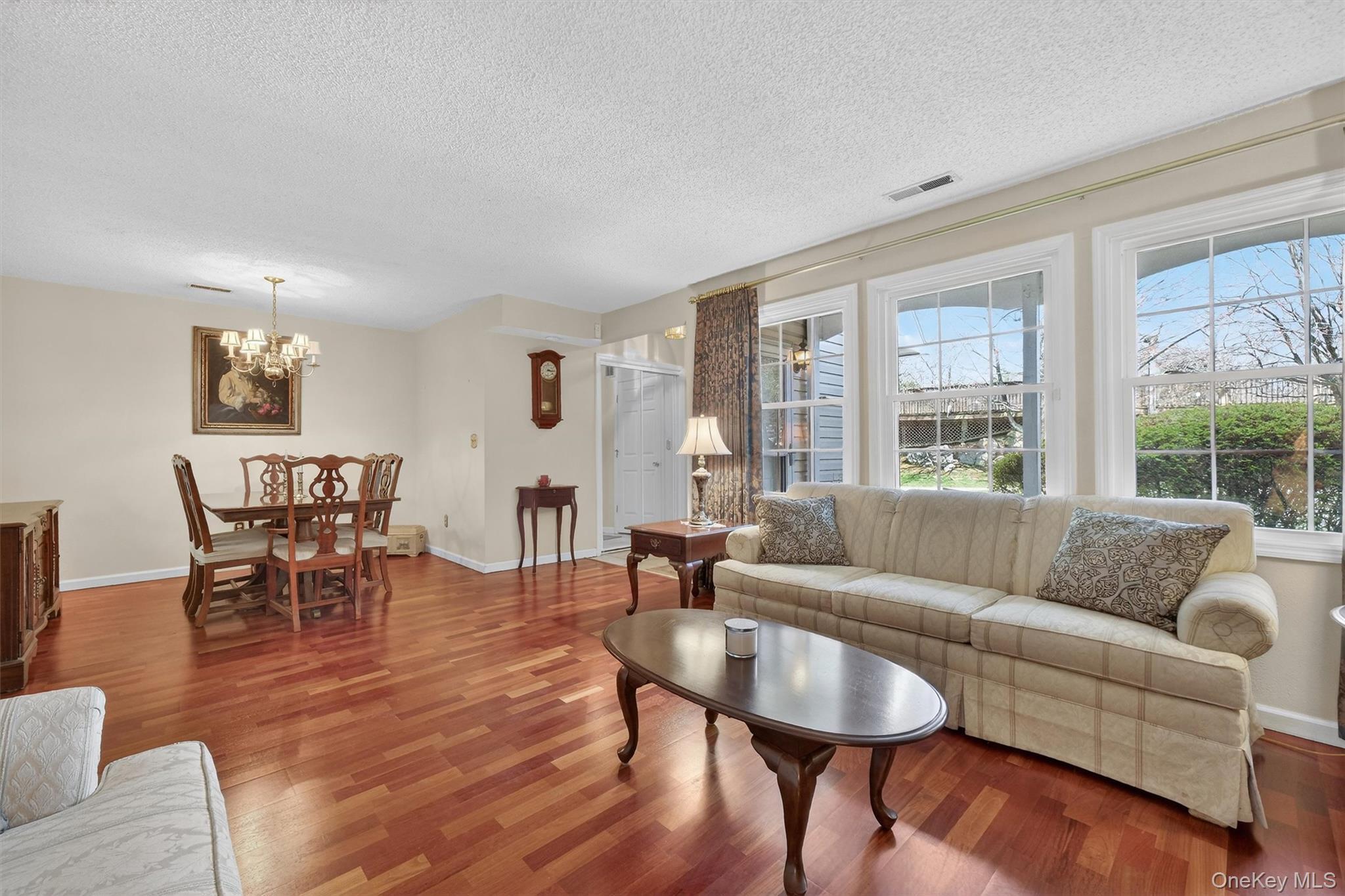 Condo Millholland Dutchess County, NY 12524, MLS-982048-8