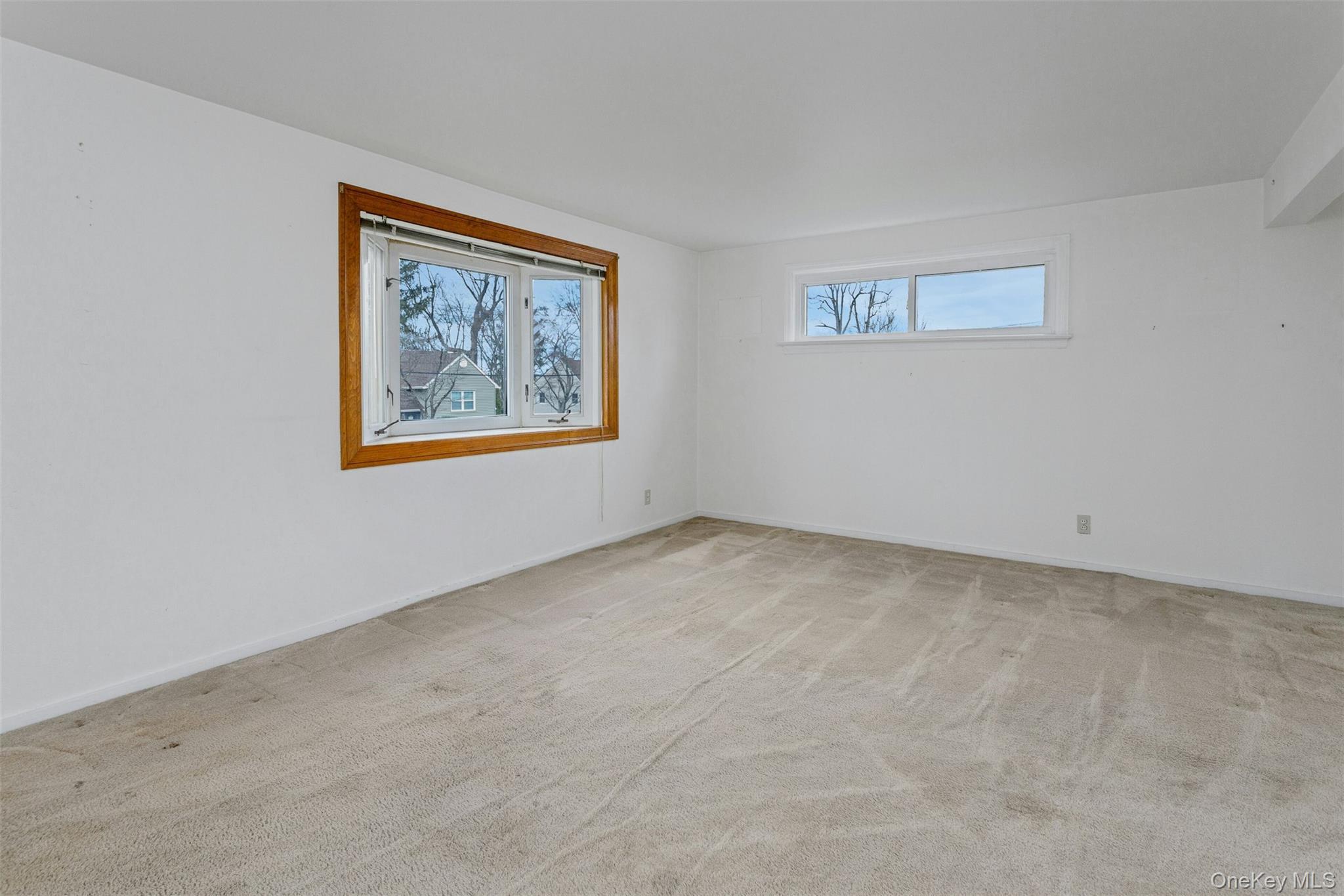 Single Family Roundhill  Westchester County, NY 10710, MLS-982050-6