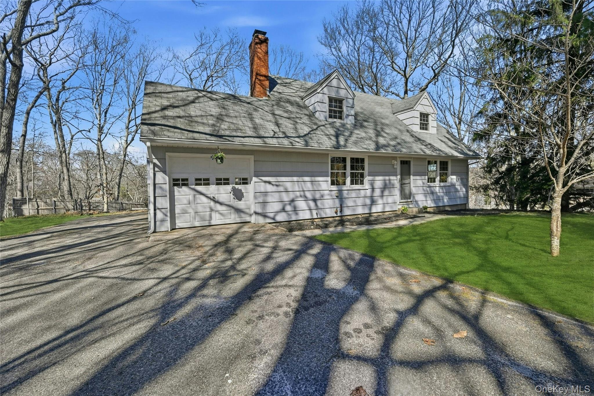 Single Family Dogwood  Suffolk County, NY 11792, MLS-982061-3