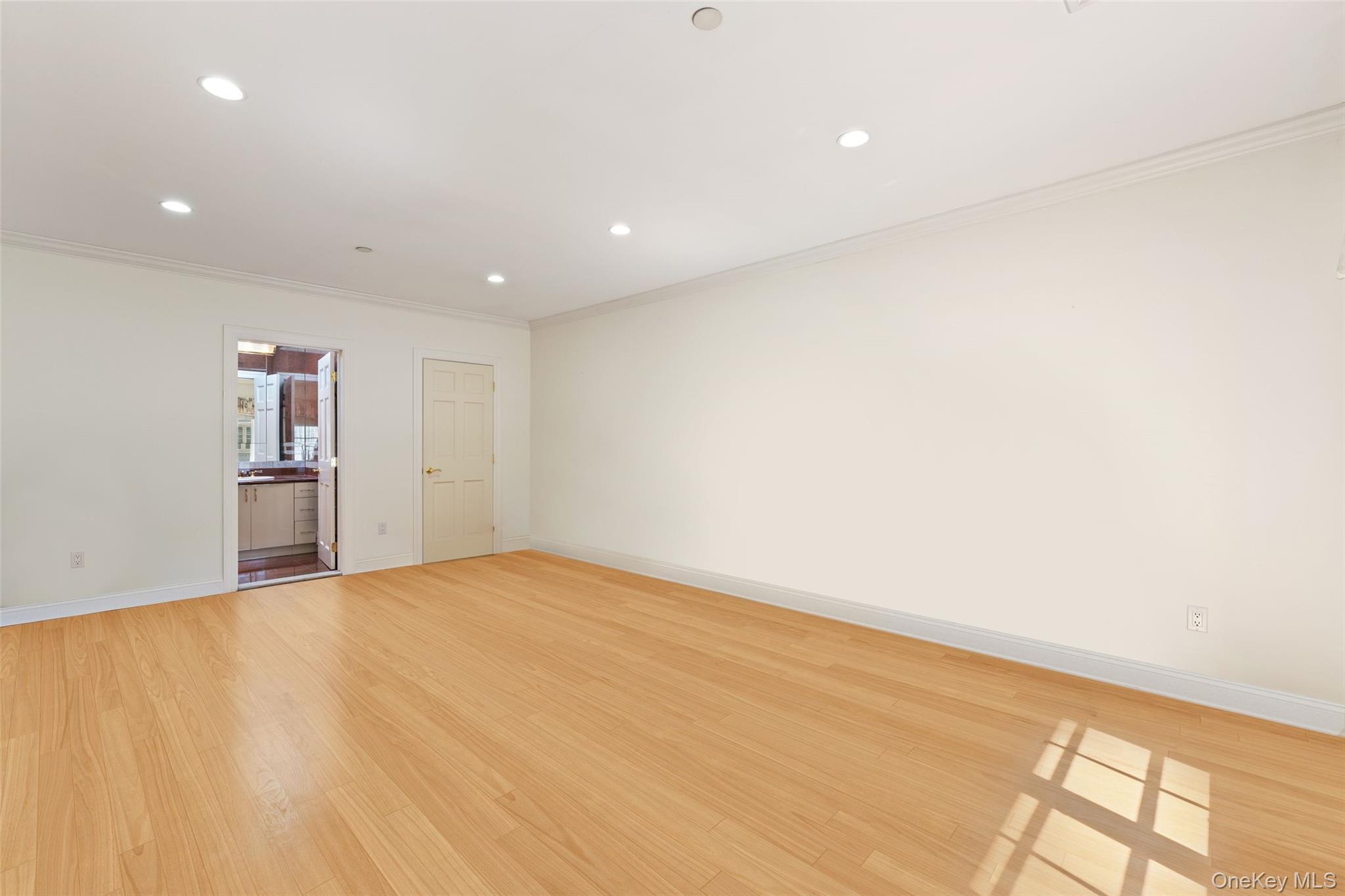 Single Family High Point Terrace  Westchester County, NY 10583, MLS-982066-22