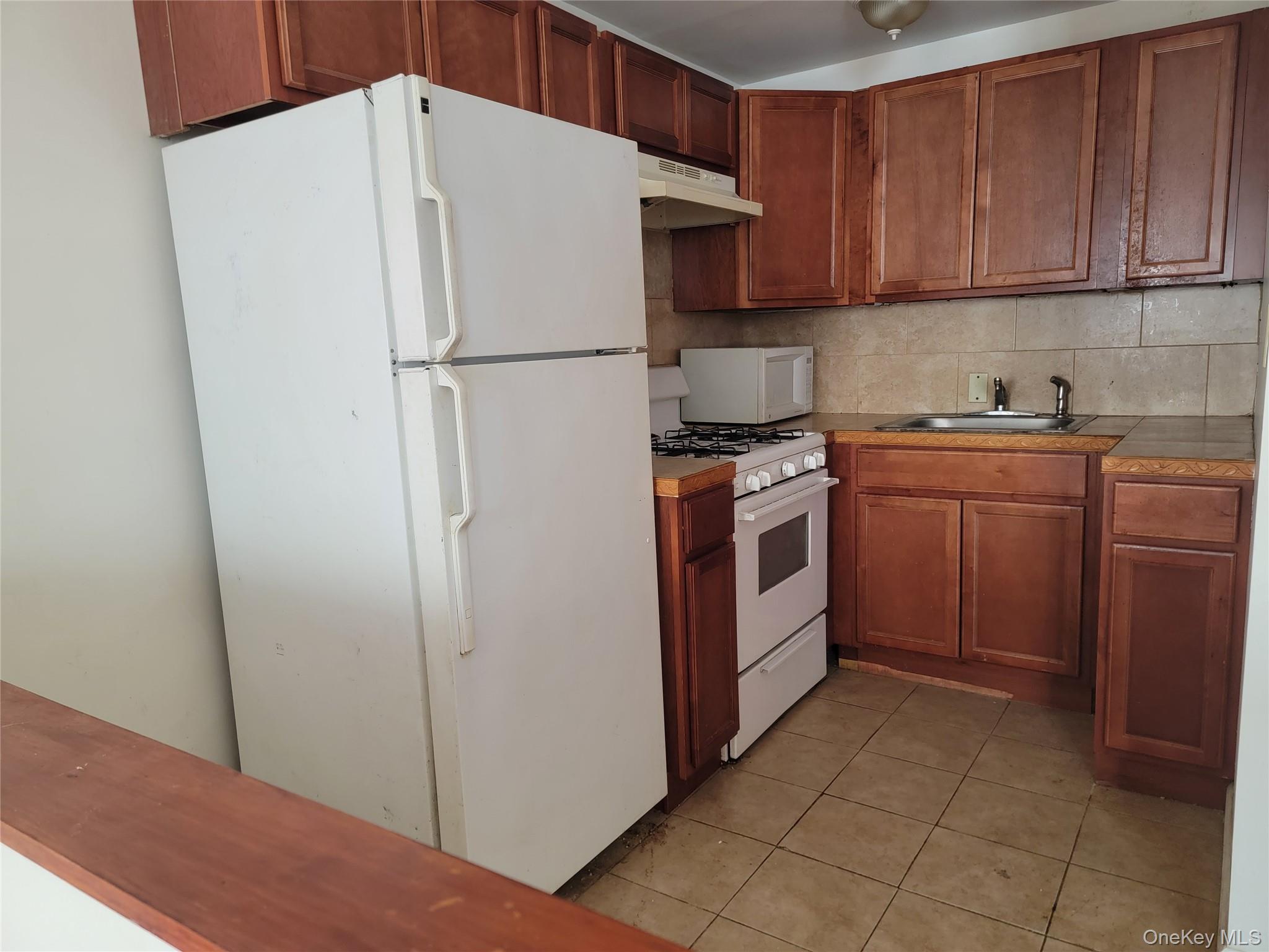 Apartment Beach 102nd  Queens, NY 11694, MLS-982070-5