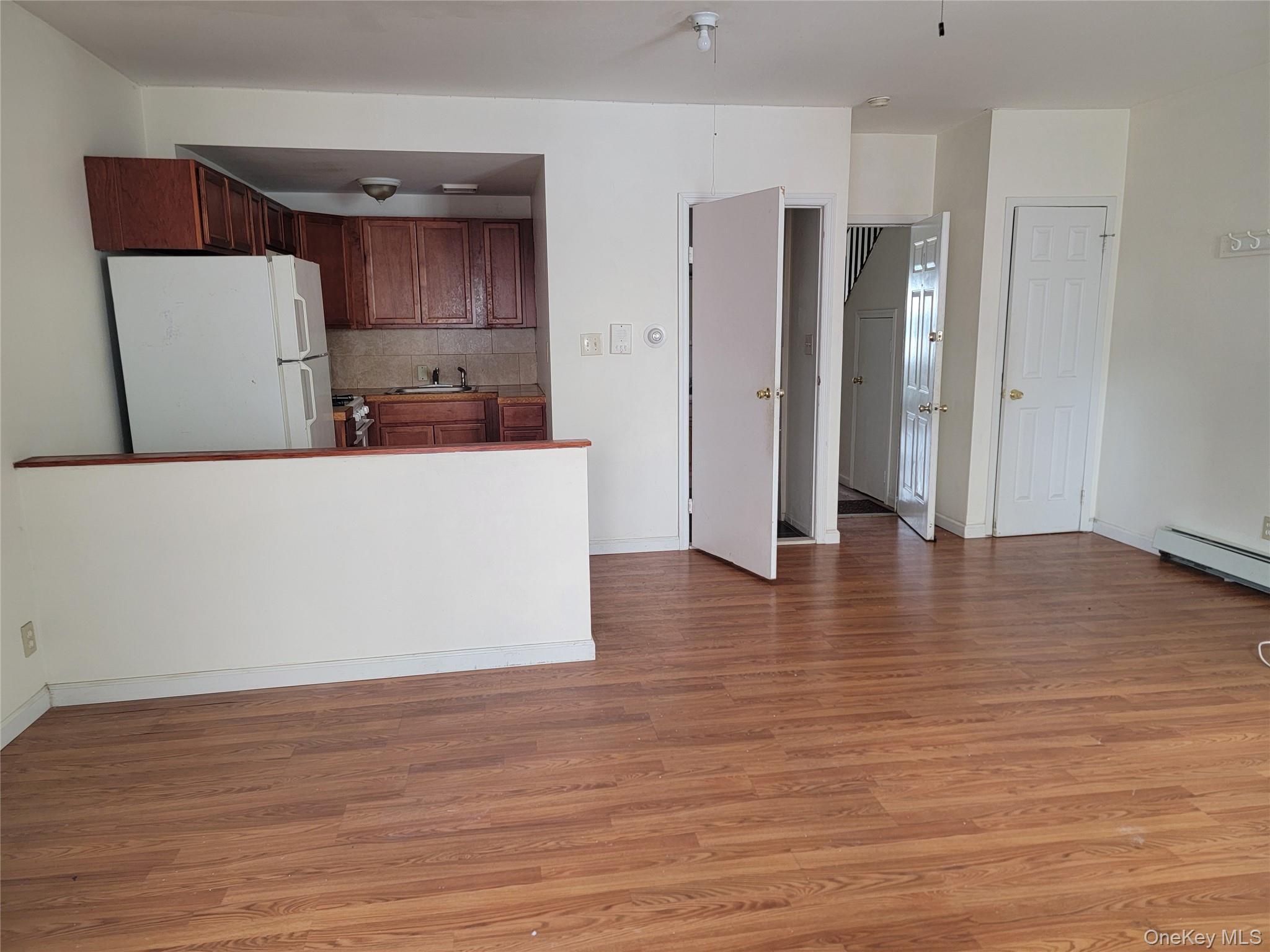 Apartment Beach 102nd  Queens, NY 11694, MLS-982070-6