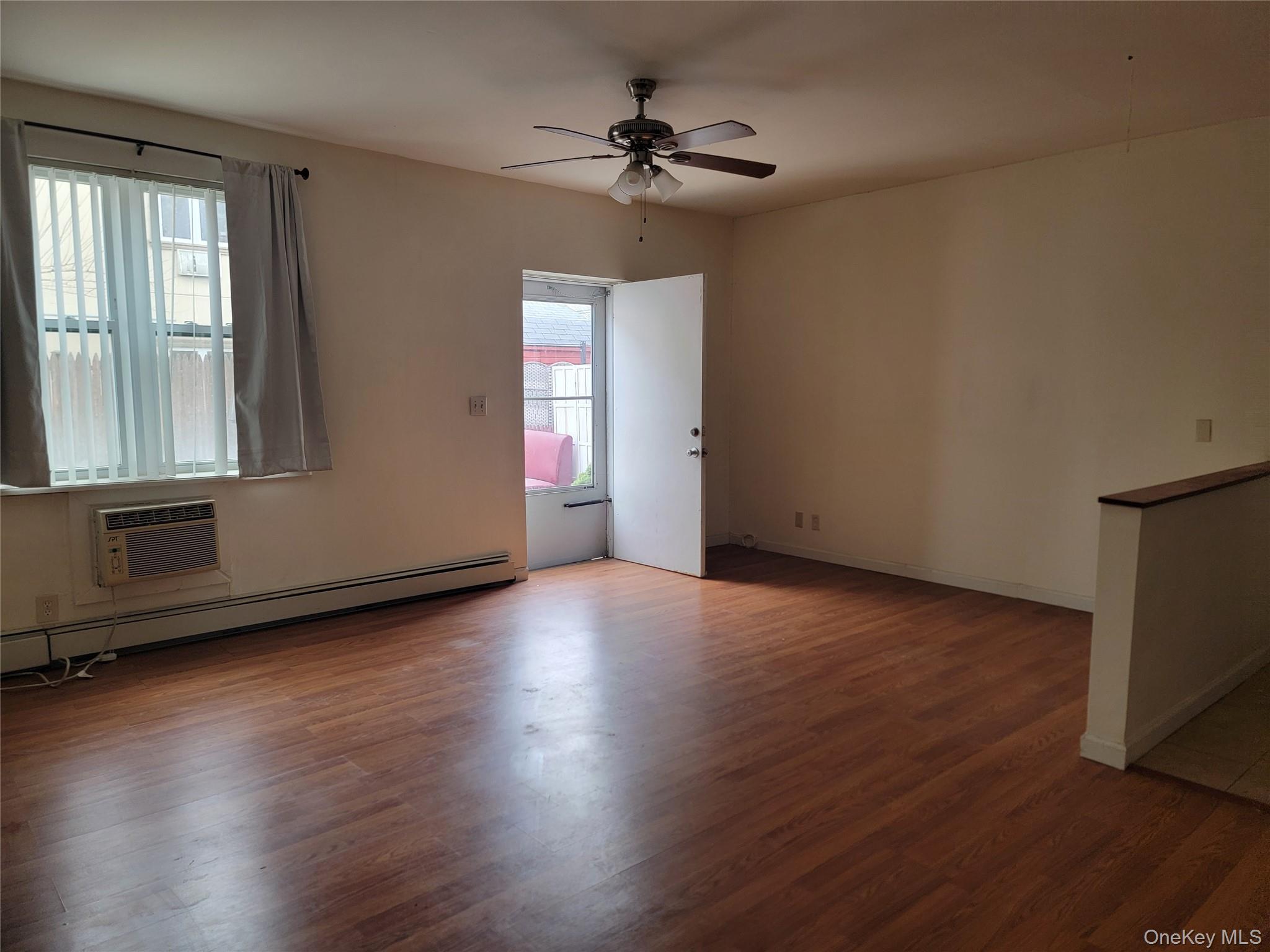 Apartment Beach 102nd  Queens, NY 11694, MLS-982070-7
