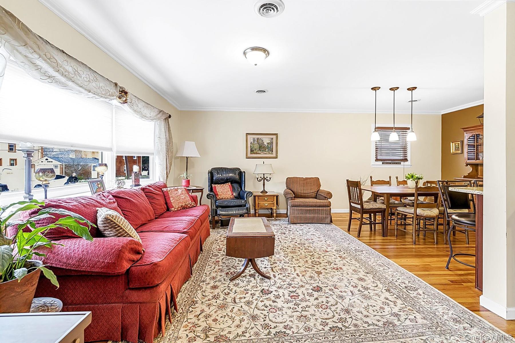 Single Family Baylis  Nassau County, NY 11563, MLS-982071-5