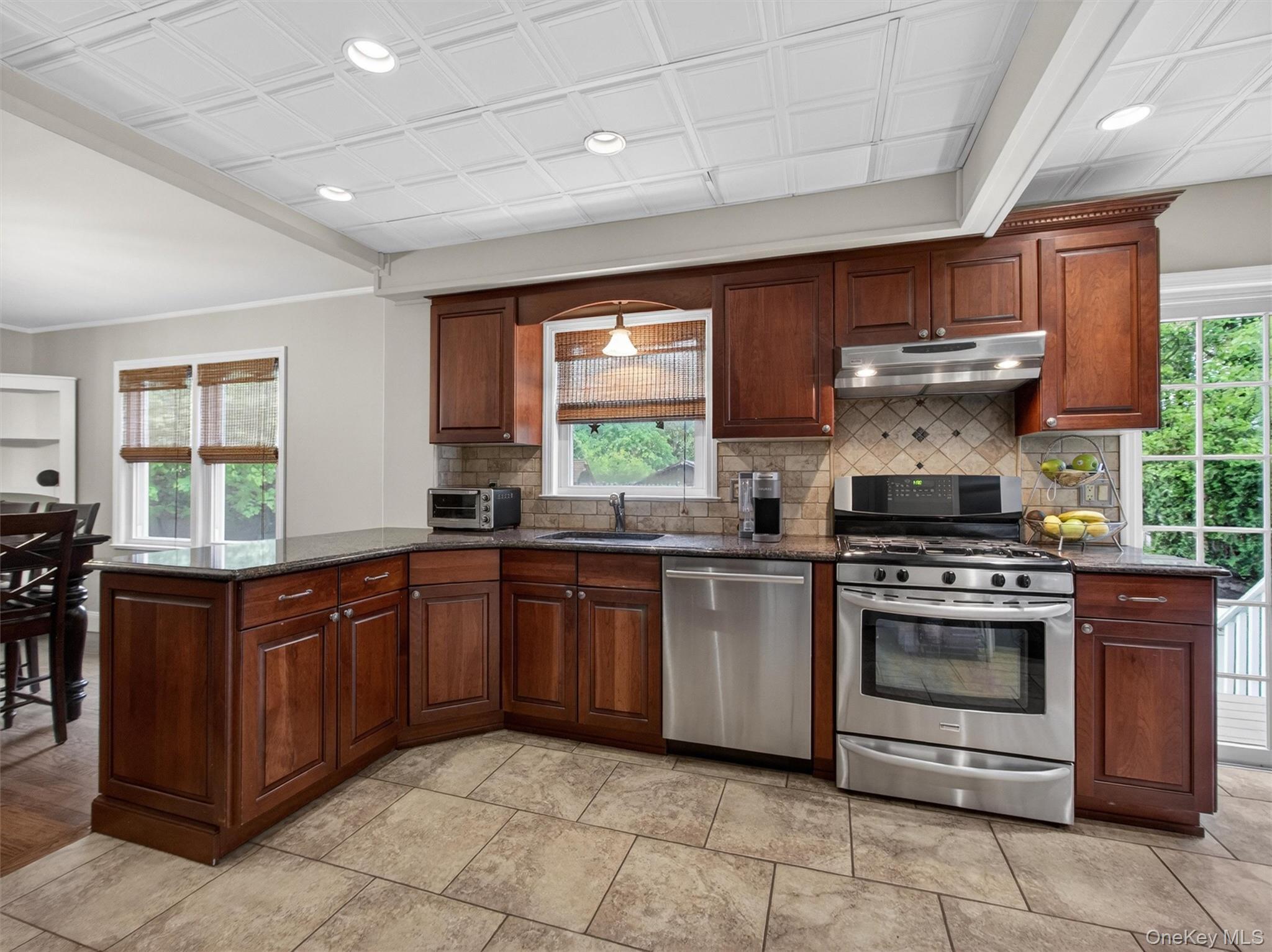 Single Family Hillside  Rockland County, NY 10901, MLS-982081-11