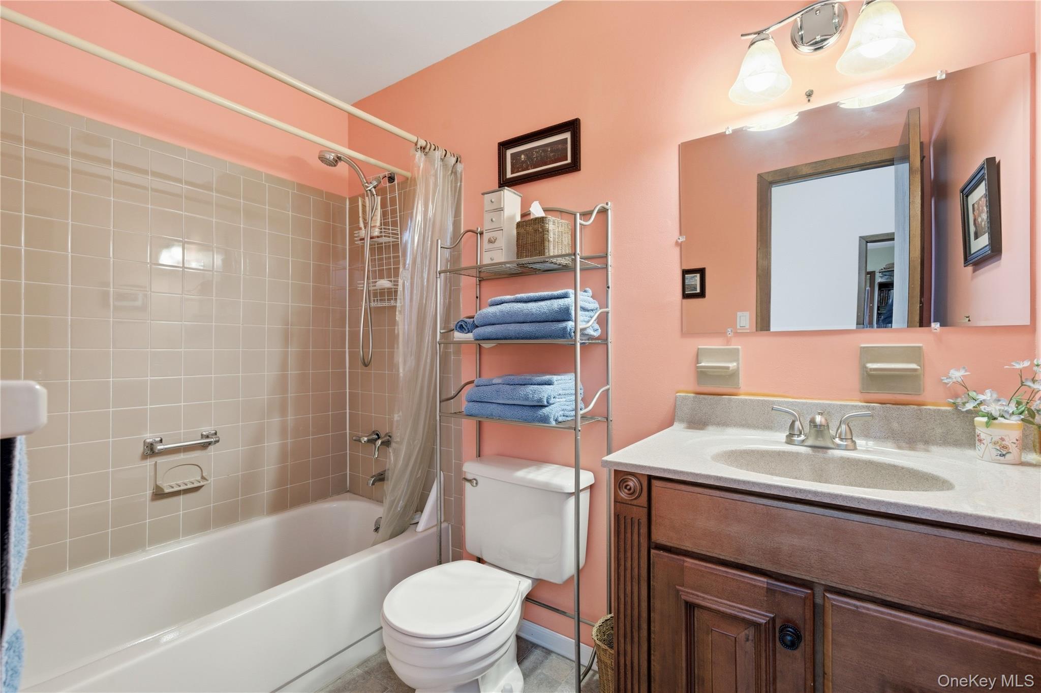 Single Family Peconic  Suffolk County, NY 11933, MLS-982082-14