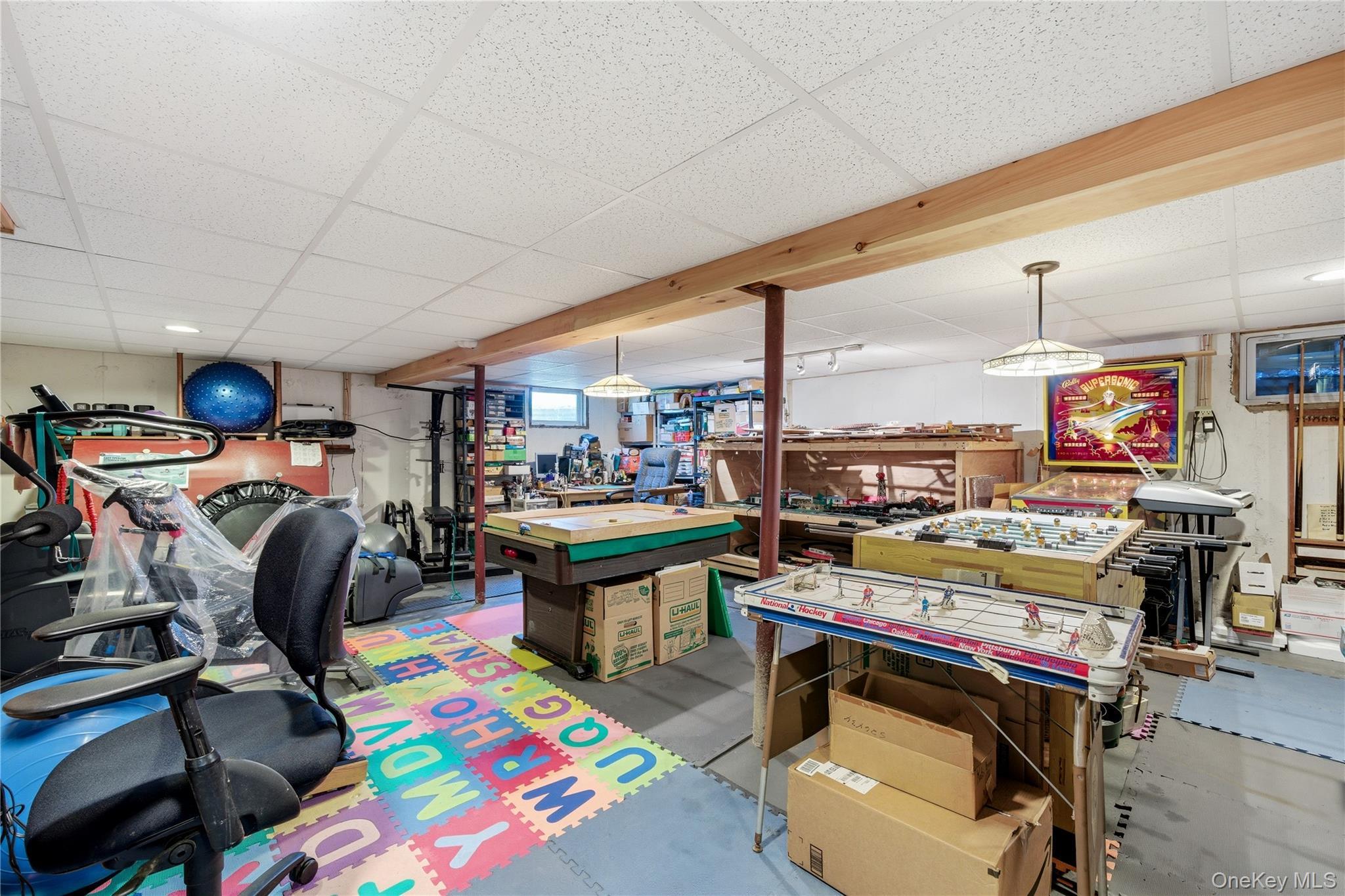 Single Family Peconic  Suffolk County, NY 11933, MLS-982082-20