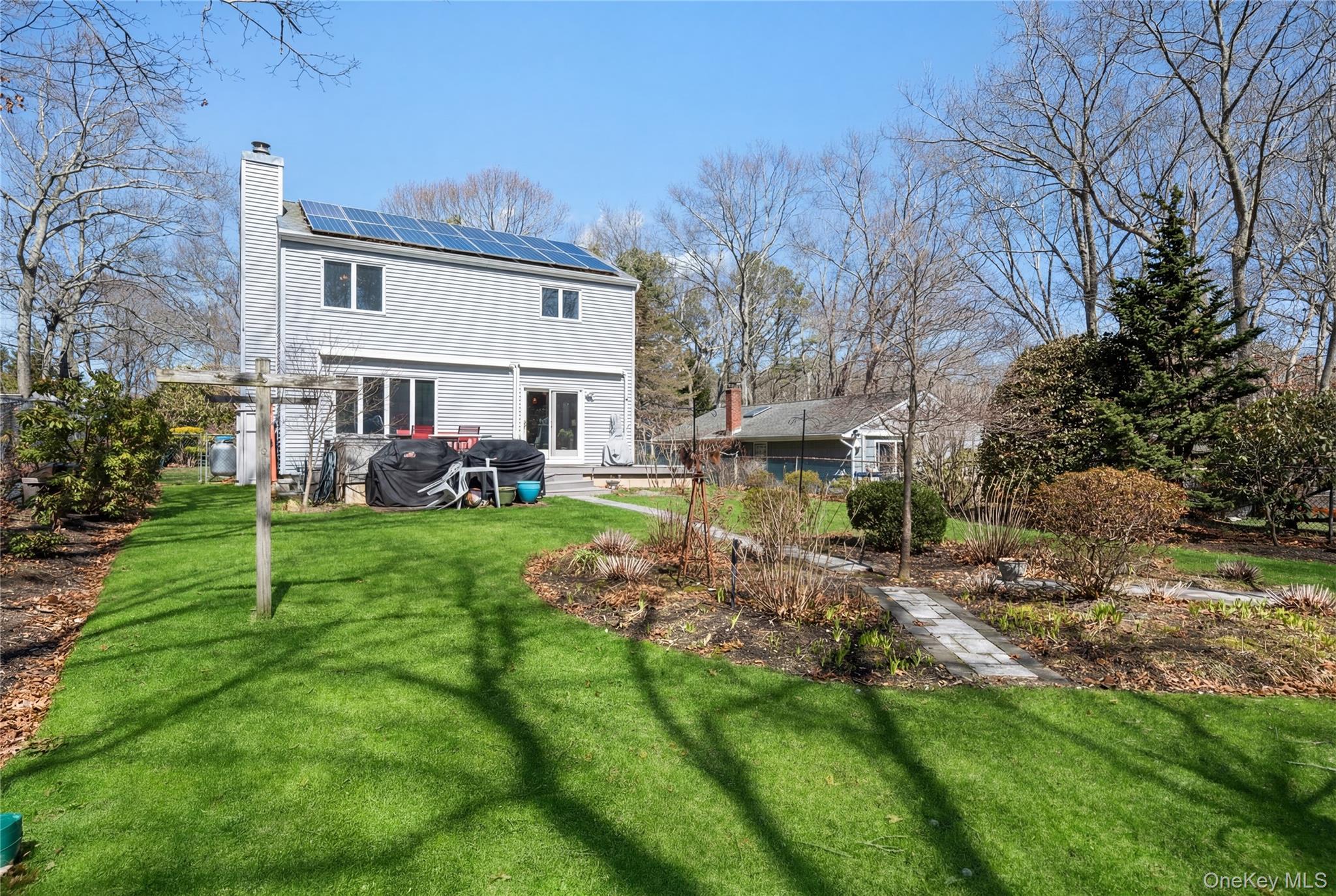 Single Family Peconic  Suffolk County, NY 11933, MLS-982082-23