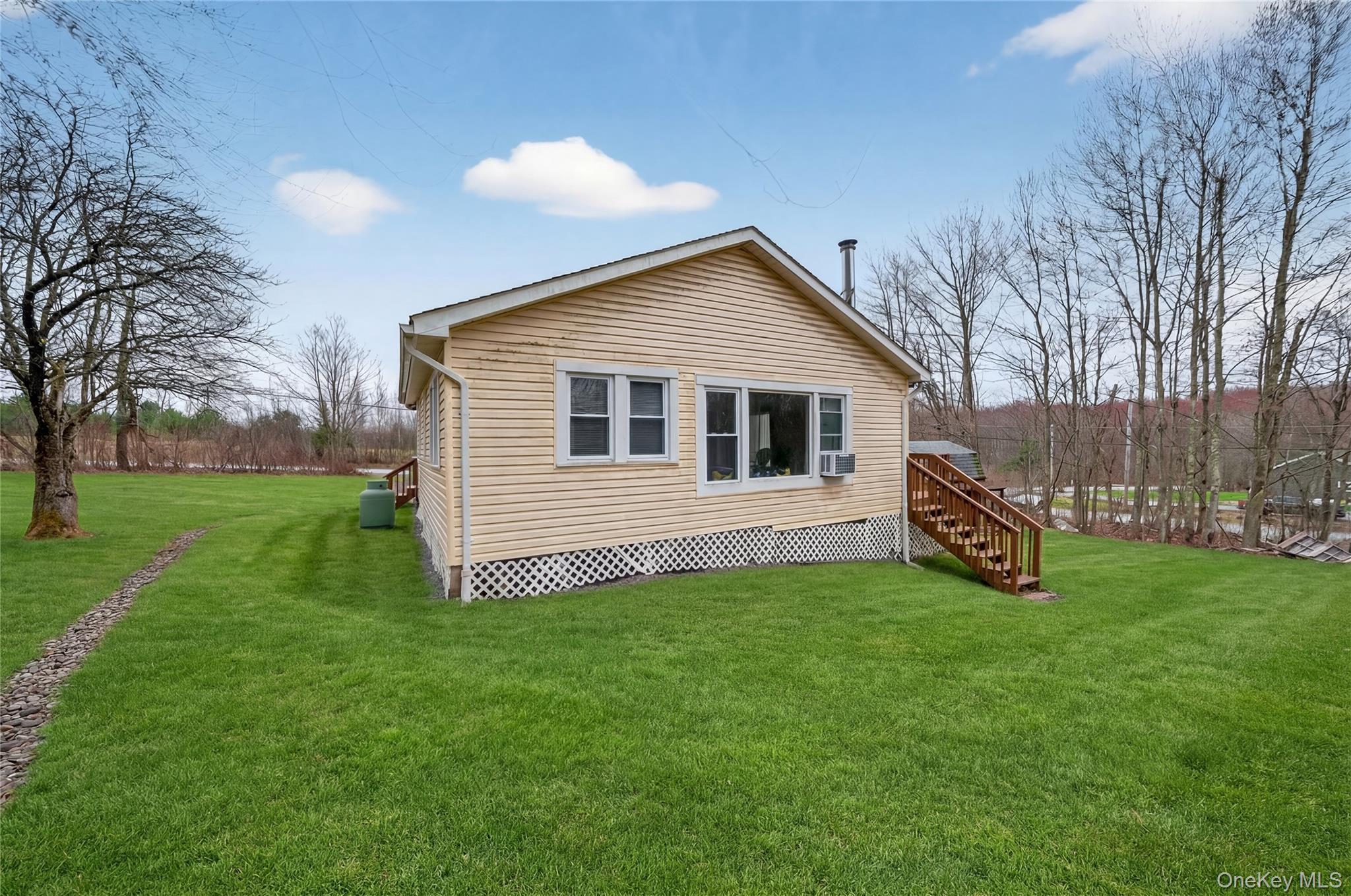 Single Family Divine Corners  Sullivan County, NY 12759, MLS-982101-21