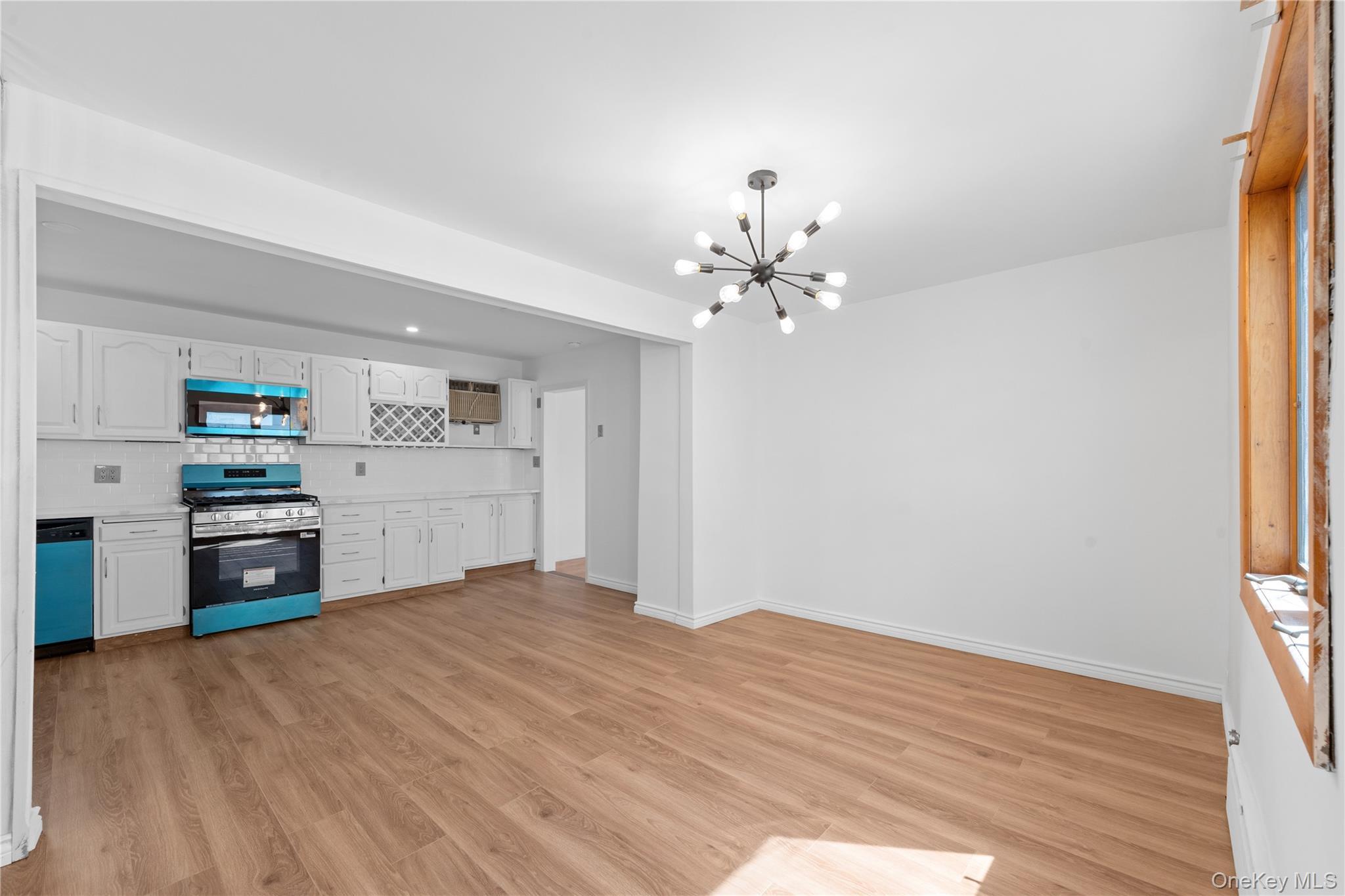 Single Family W Broadway  Nassau County, NY 11096, MLS-982103-34