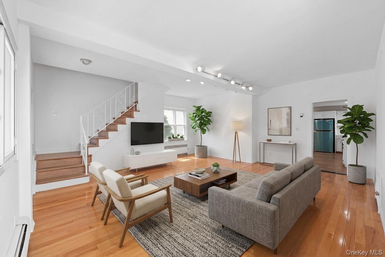 Single Family W Broadway  Nassau County, NY 11096, MLS-982103-5